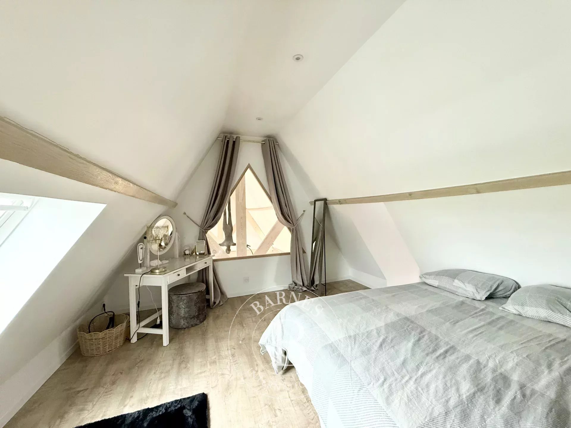 Valenciennes  - Maison 7 Pi&egrave;ces 3 Chambres - picture 12