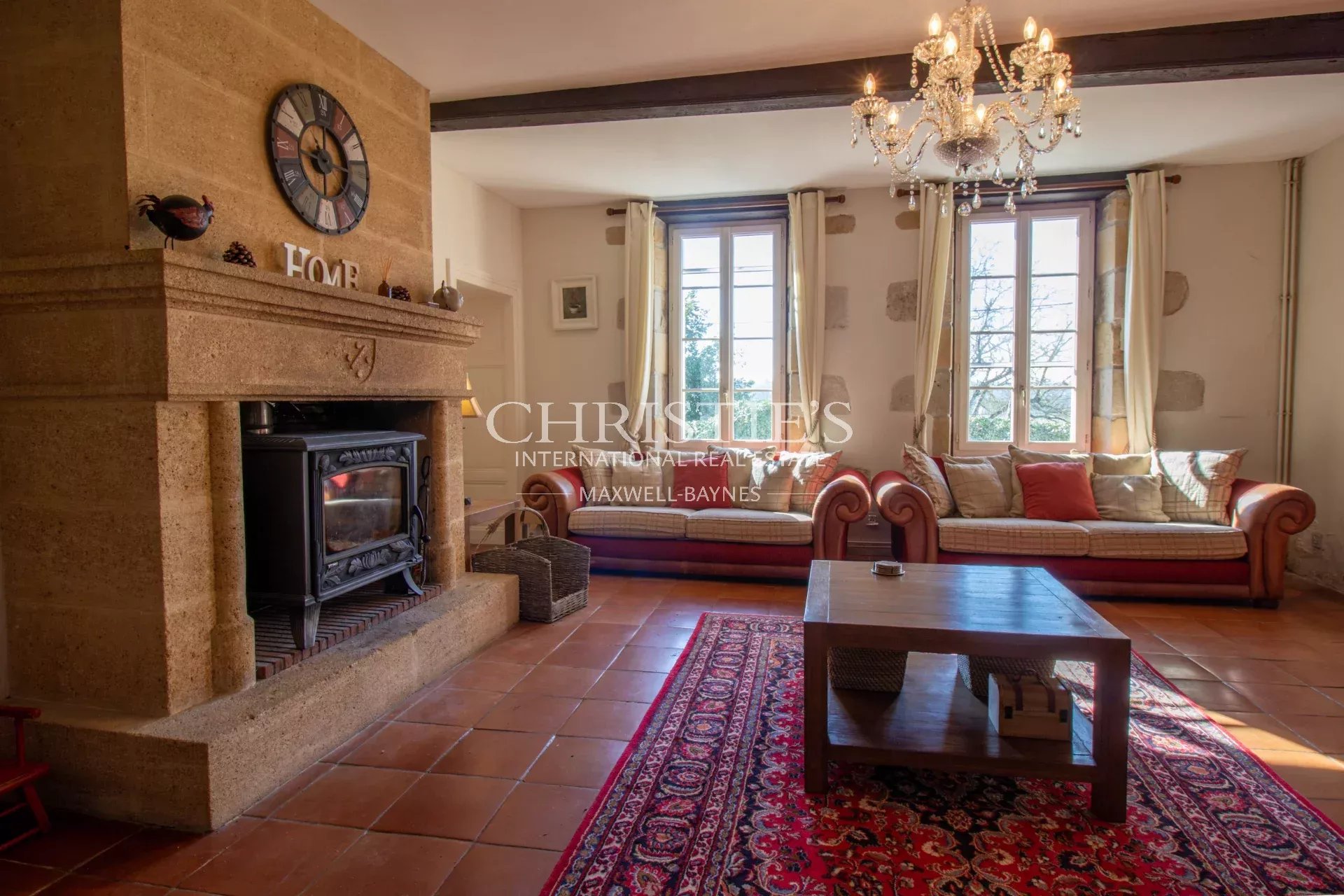 6 Bedroom Villa/Townhouse's Image 8