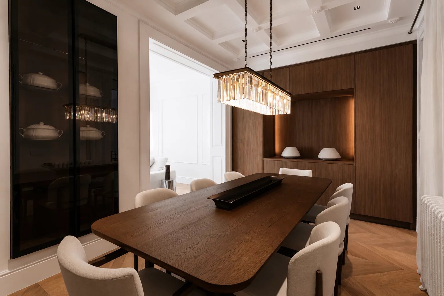 Luxury 4-Bedroom Apartment in Chamberí Almagro, Madrid