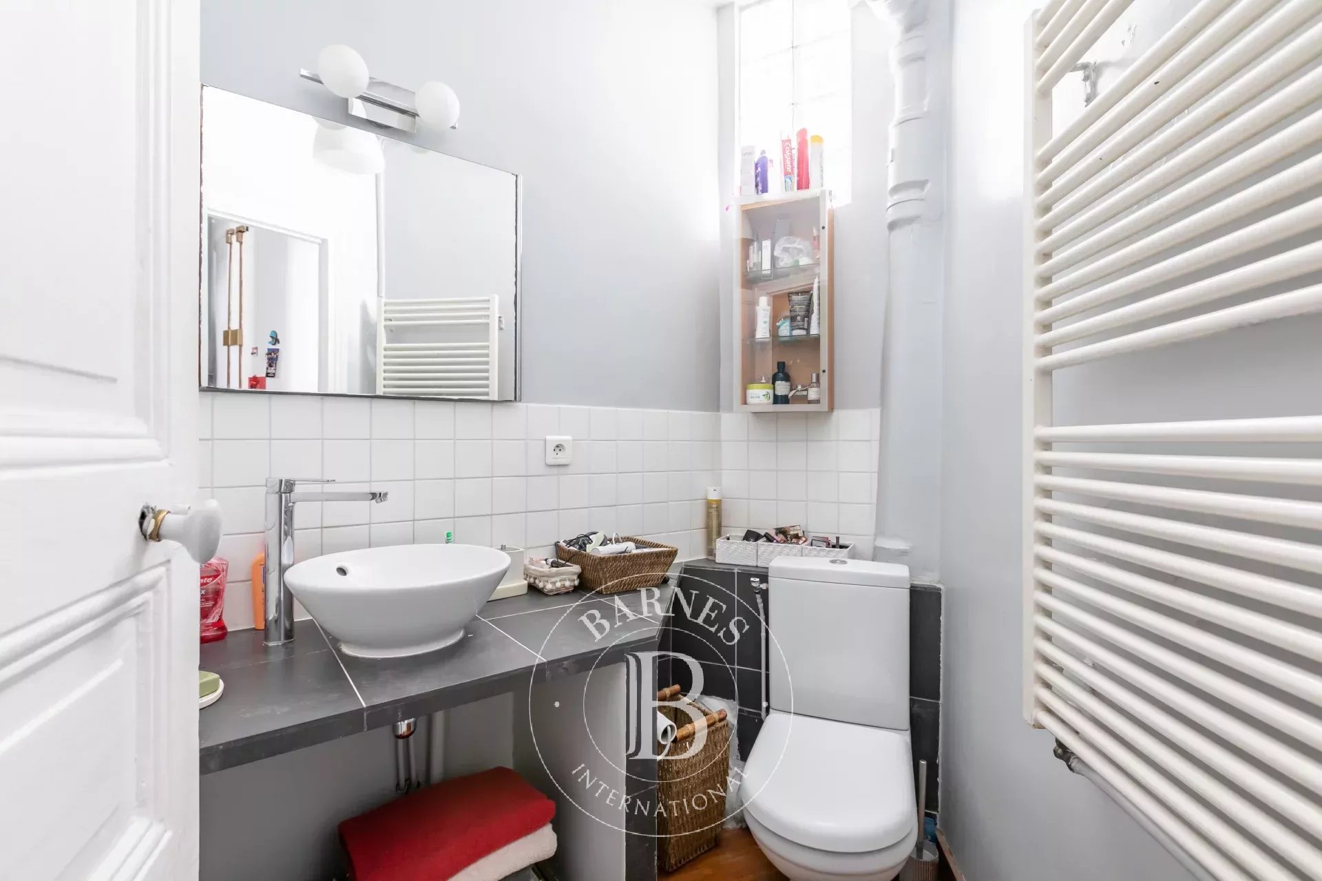 Paris 17 - Marché Lebon - 4-bedroom duplex - upper floor with full-length balcony - picture 12