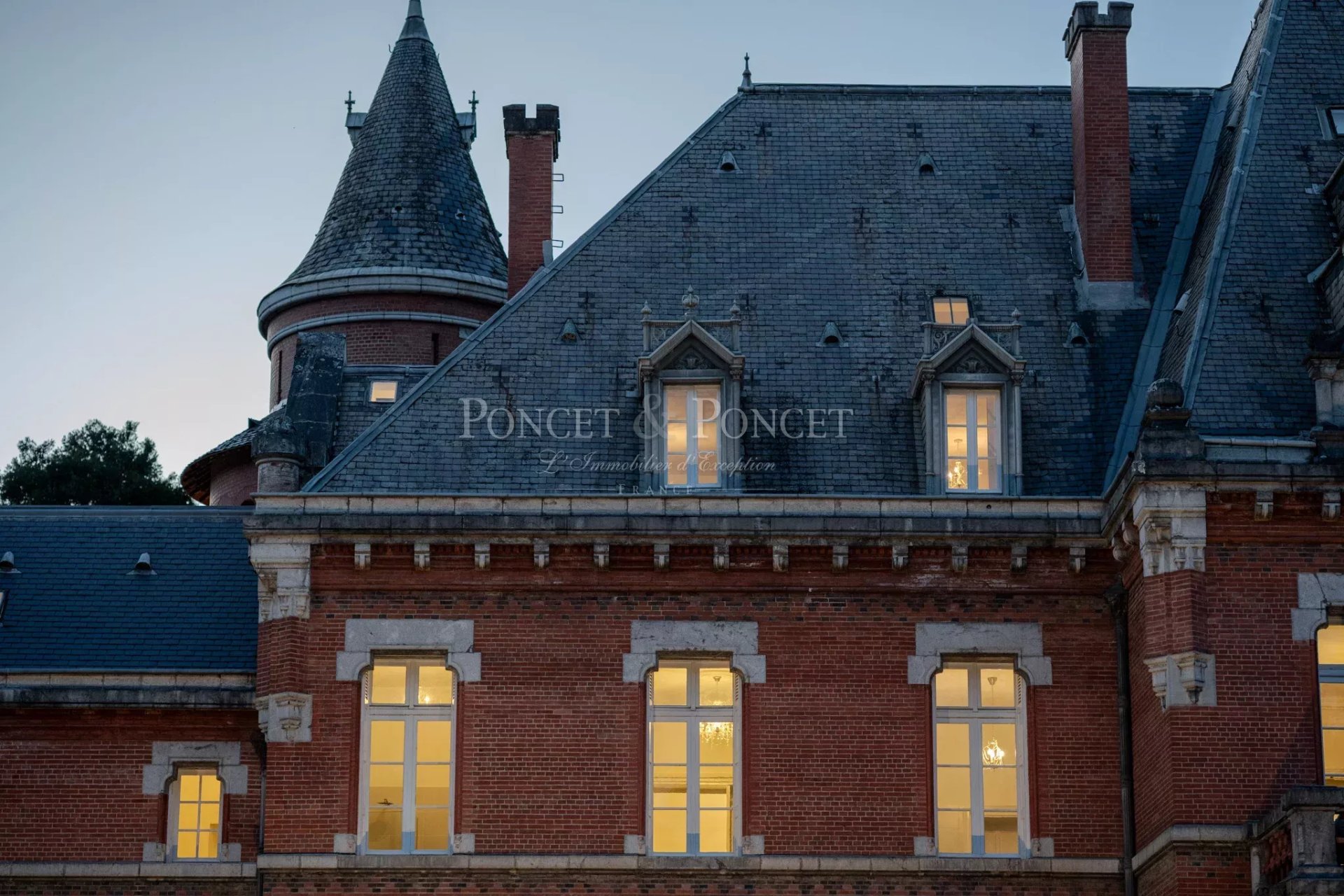 17 Bedroom Chateau's Image 28