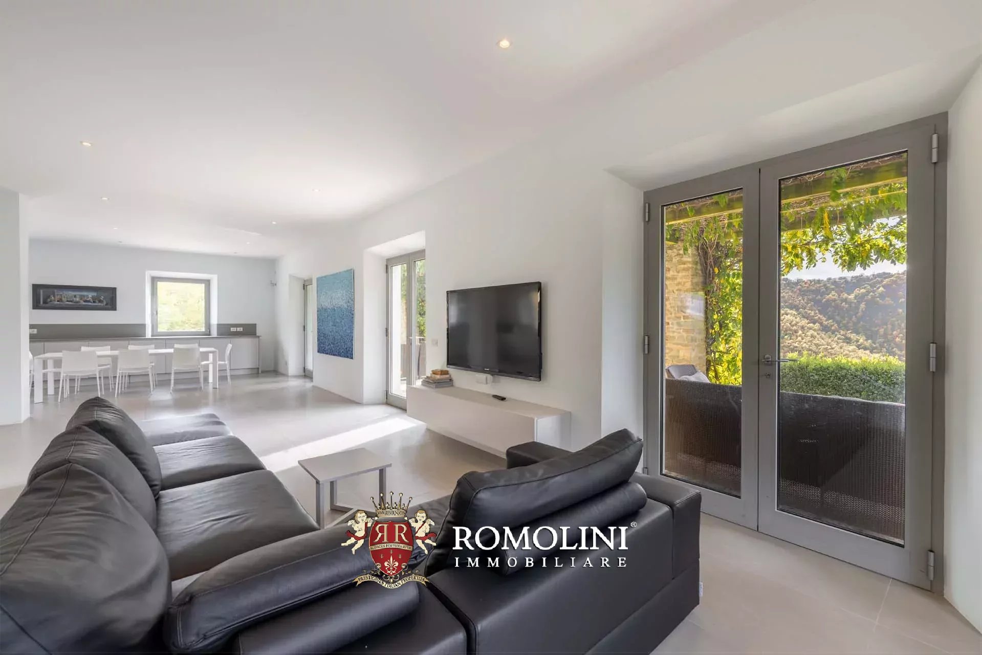 7 Bedroom Villa/Townhouse's Image 104