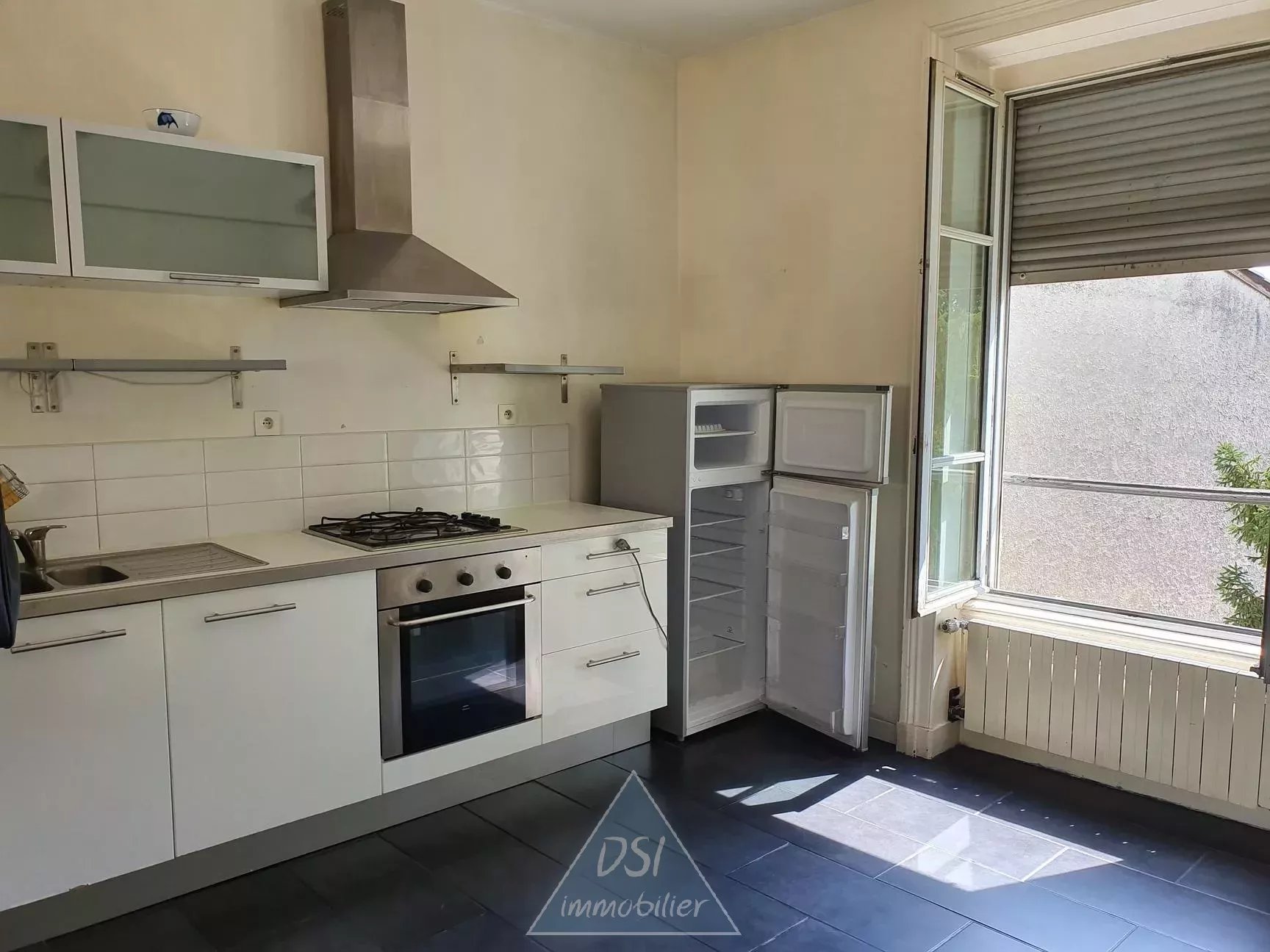 Agence immobilière de 