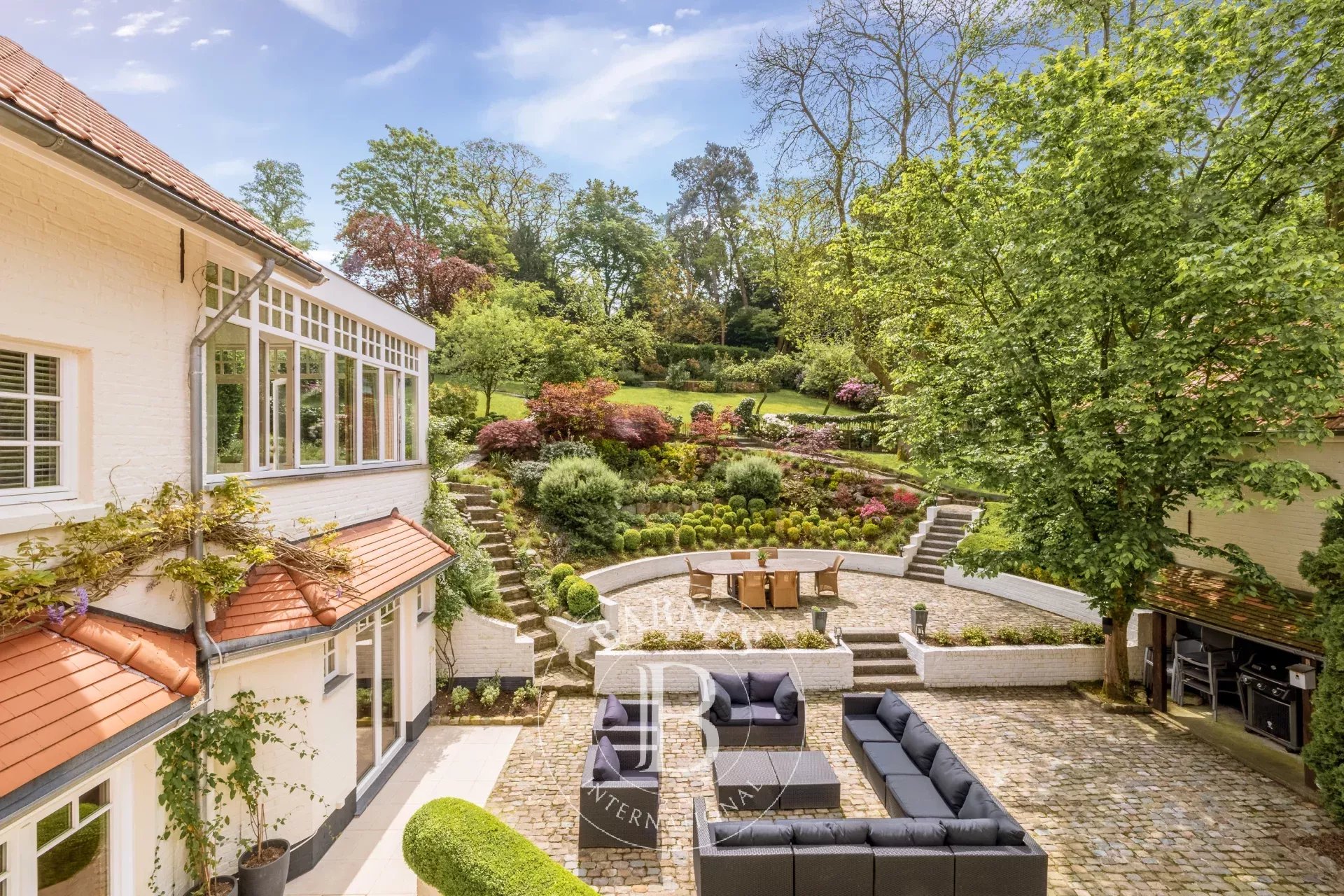 Charming villa in a sought-after neighborhood of Lasne.
