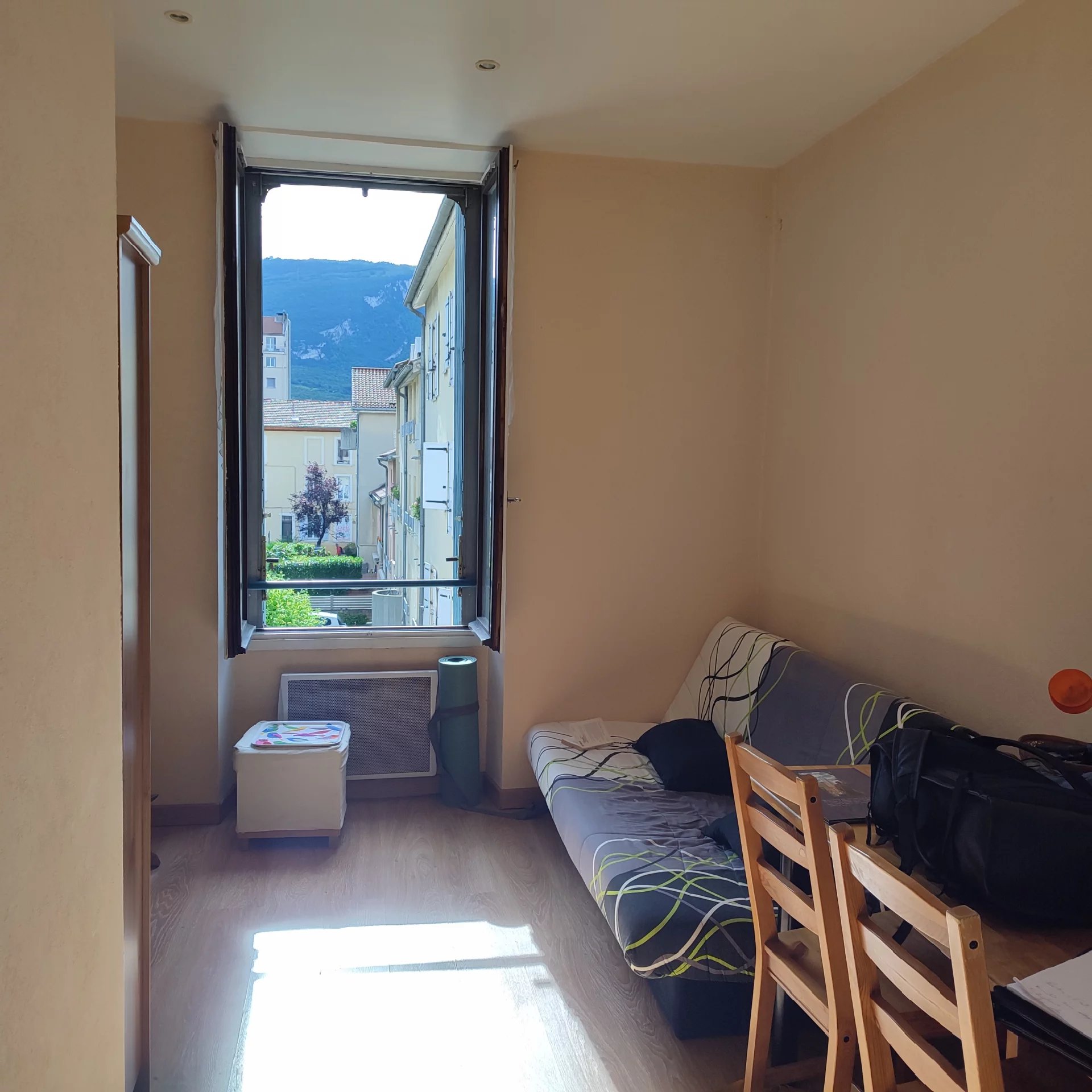 Achat Appartement T2 à Grenoble (38000) - 25.86m²