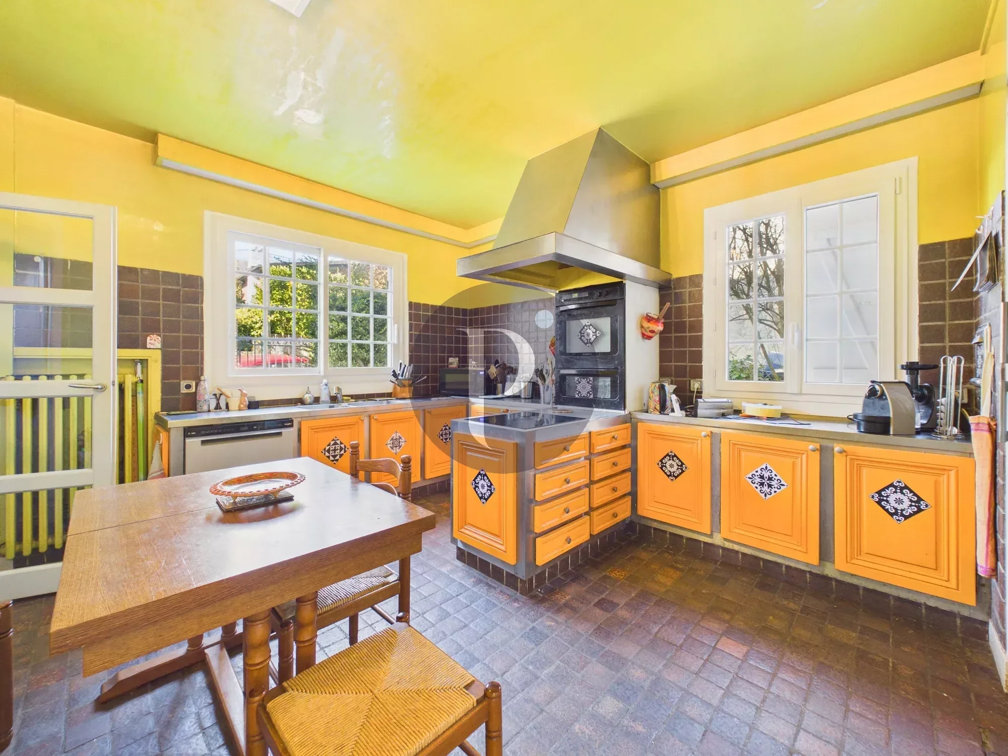 vente-maison-8-pieces-verrieres-le-buisson-85103086