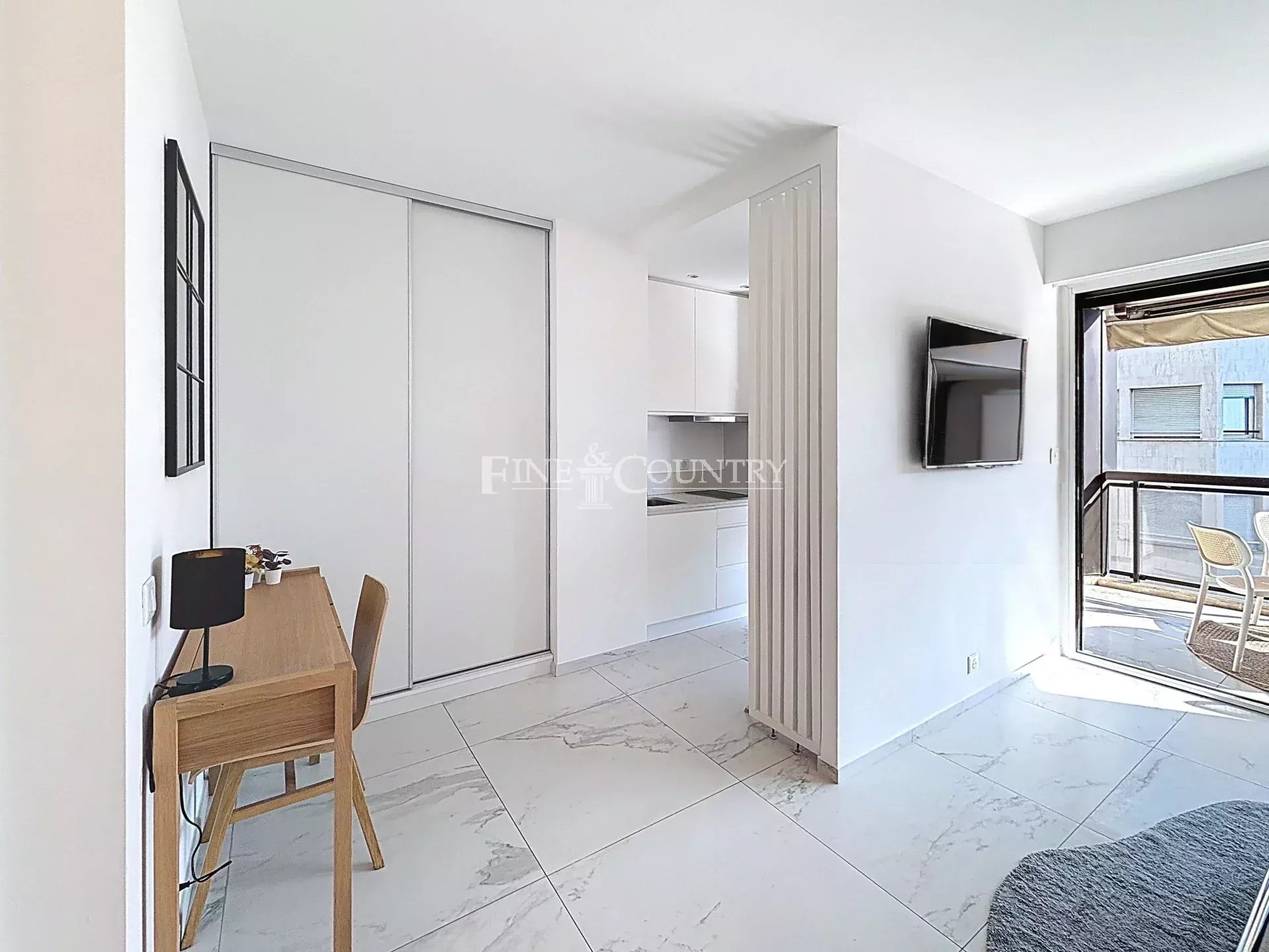 Photo of Apartment for sale Cannes in the centre, Croisette