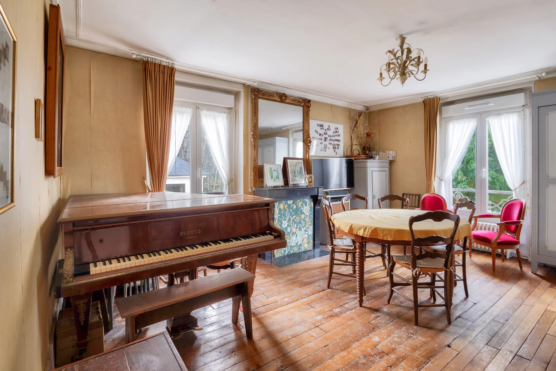 La Celle-Saint-Cloud - LE BOURG