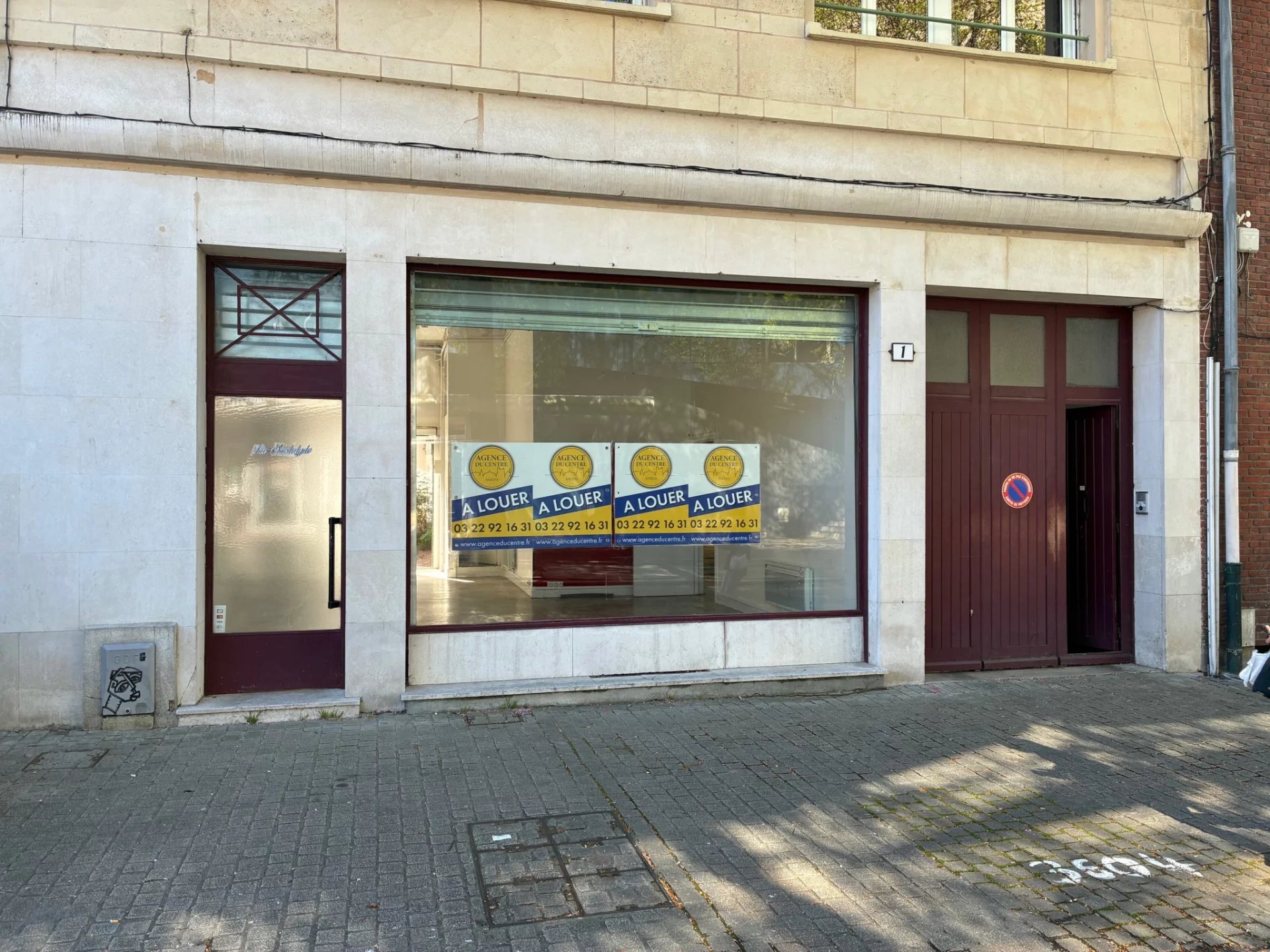 LOCAL COMMERCIAL / LIBERAL  Maison de la Culture