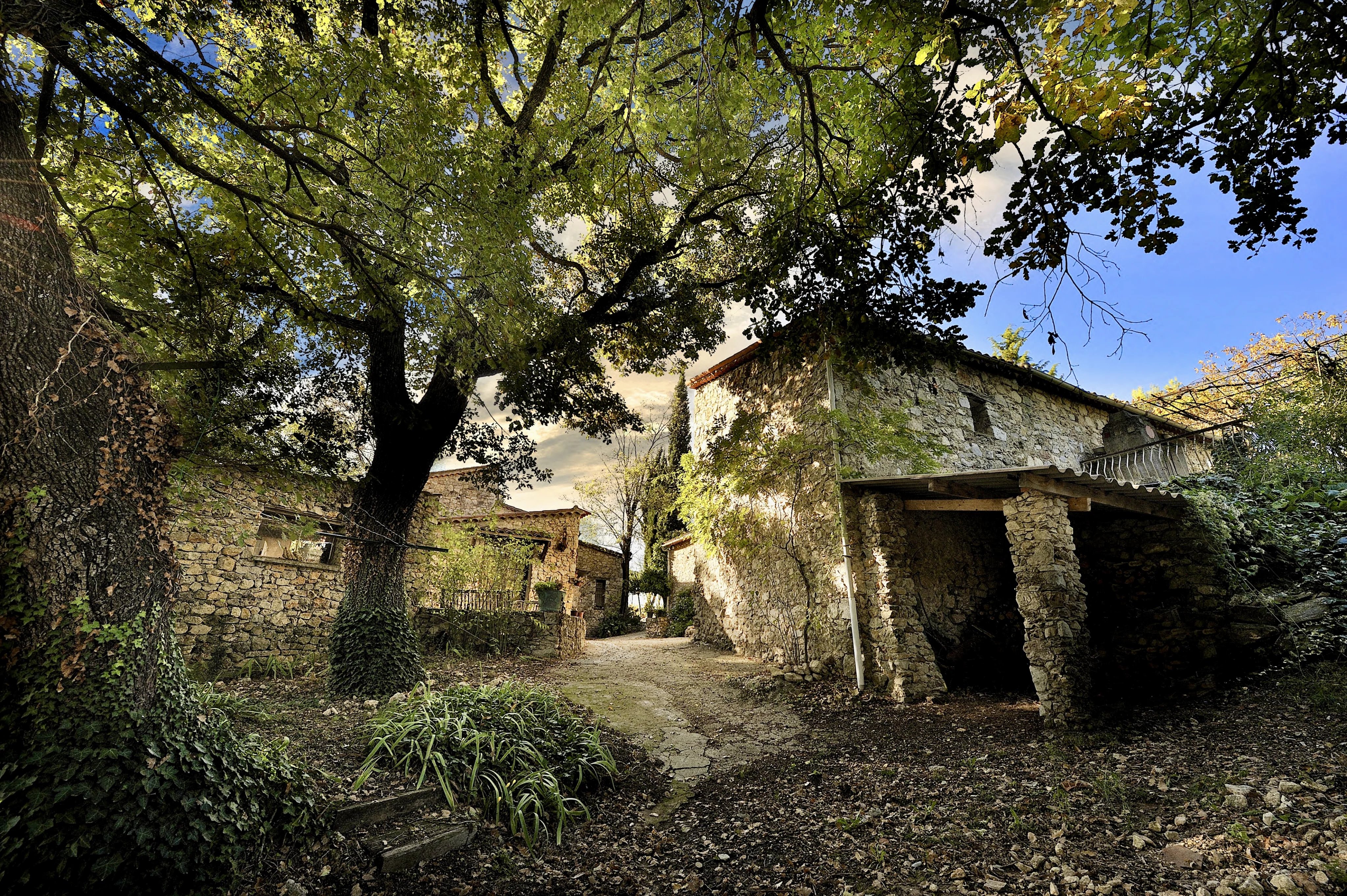 Prestigious Estate in the Heart of Provence - 27 Hectares