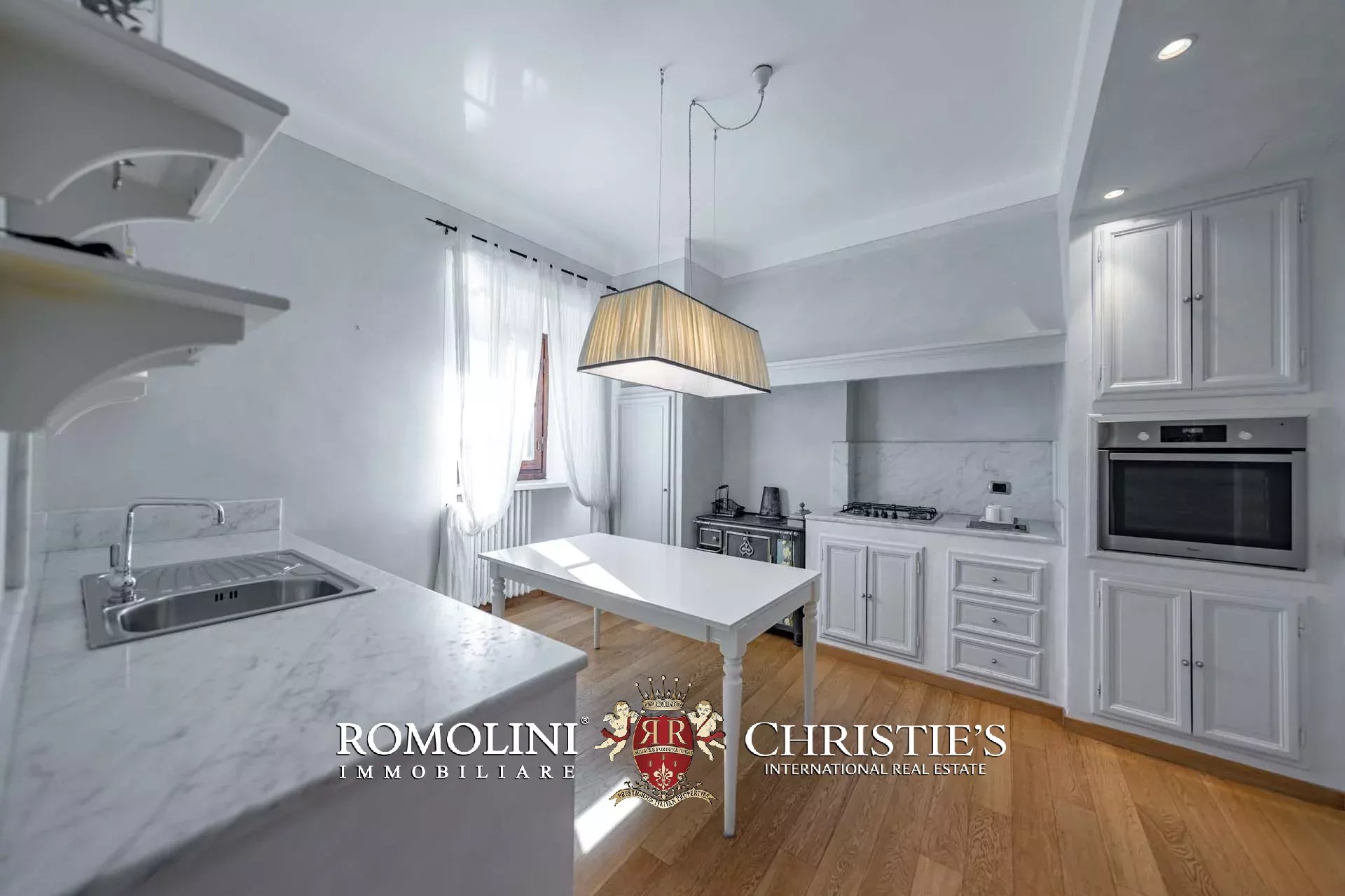 6 Bedroom Apartment/Flat's Image 29