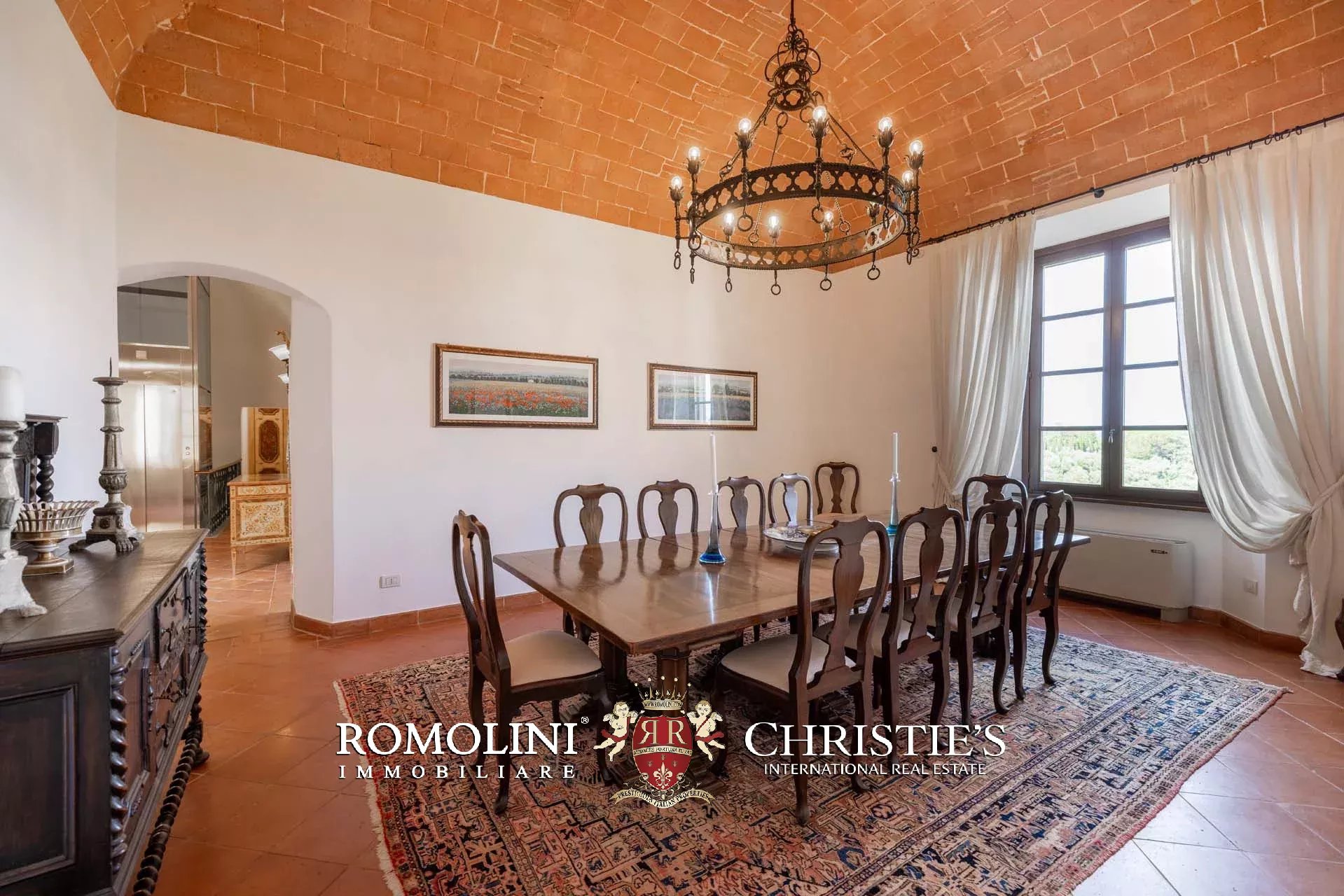 37 Bedroom Villa/Townhouse's Image 121