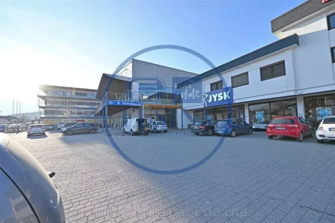 Negozio---Locale-commerciale-in-vendita---Brunico-1