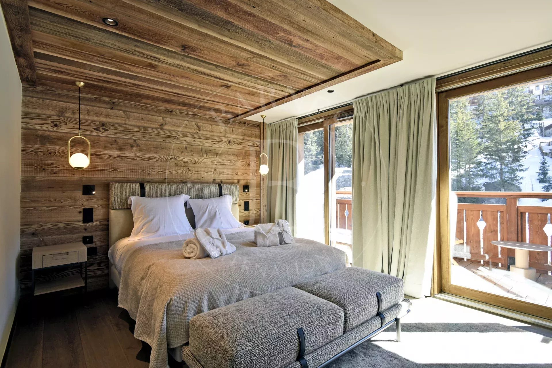 Méribel Superb 4-bedroom duplex apartment at Rond Point des Pistes