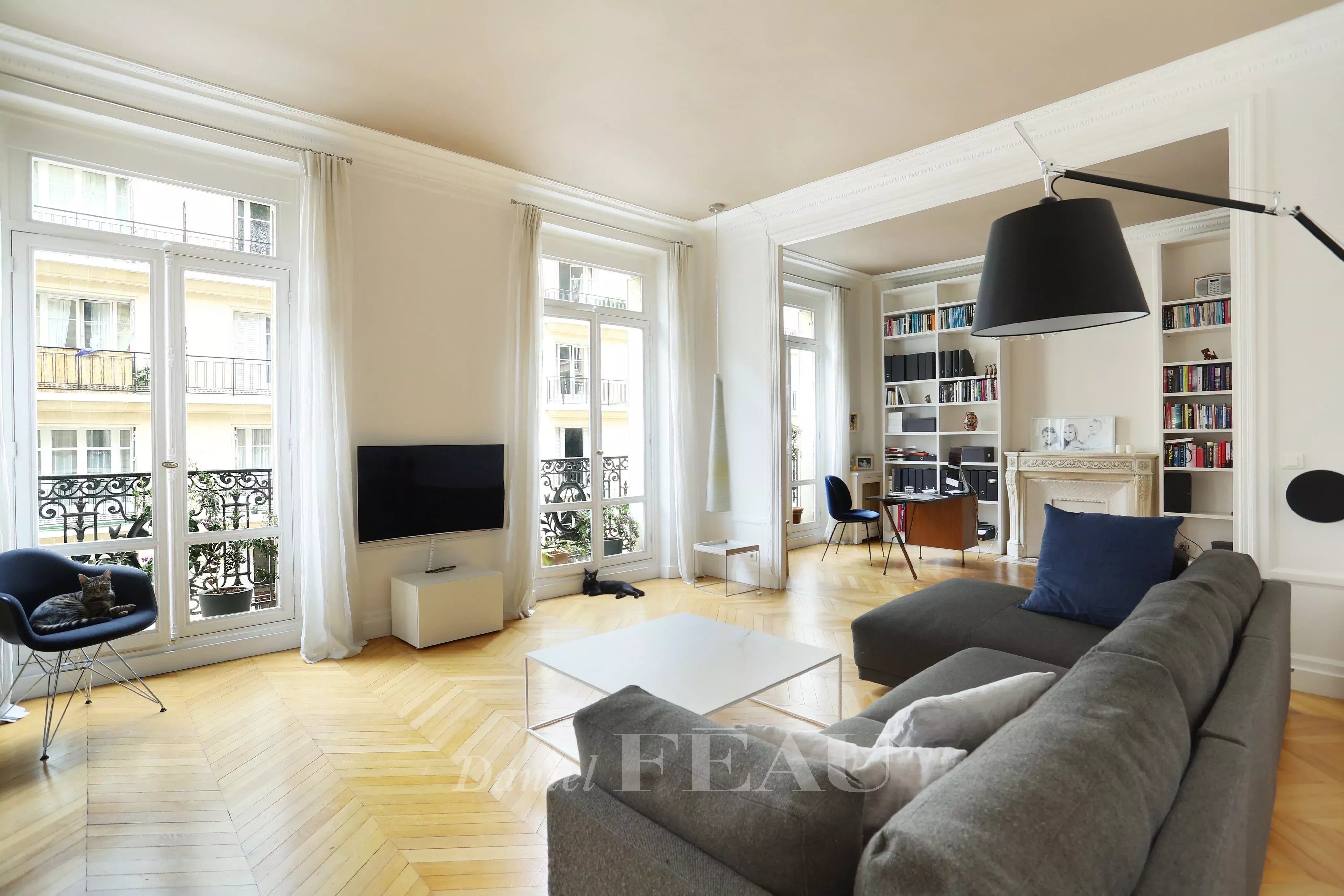 Rental Apartment Paris 16th