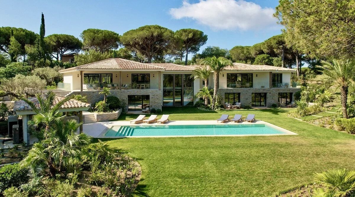 REF 197 : LES PARCS DE SAINT-TROPEZ - LUXURY NEW HOUSE