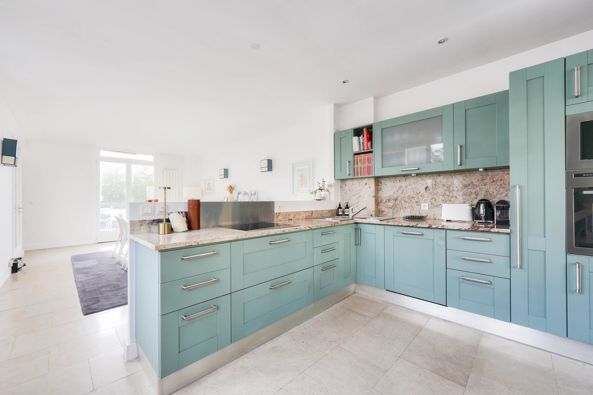 3 Bedroom Villa/Townhouse's Image 4