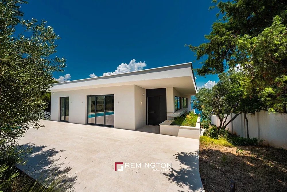 5 Bedroom Villa/Townhouse's Image 22