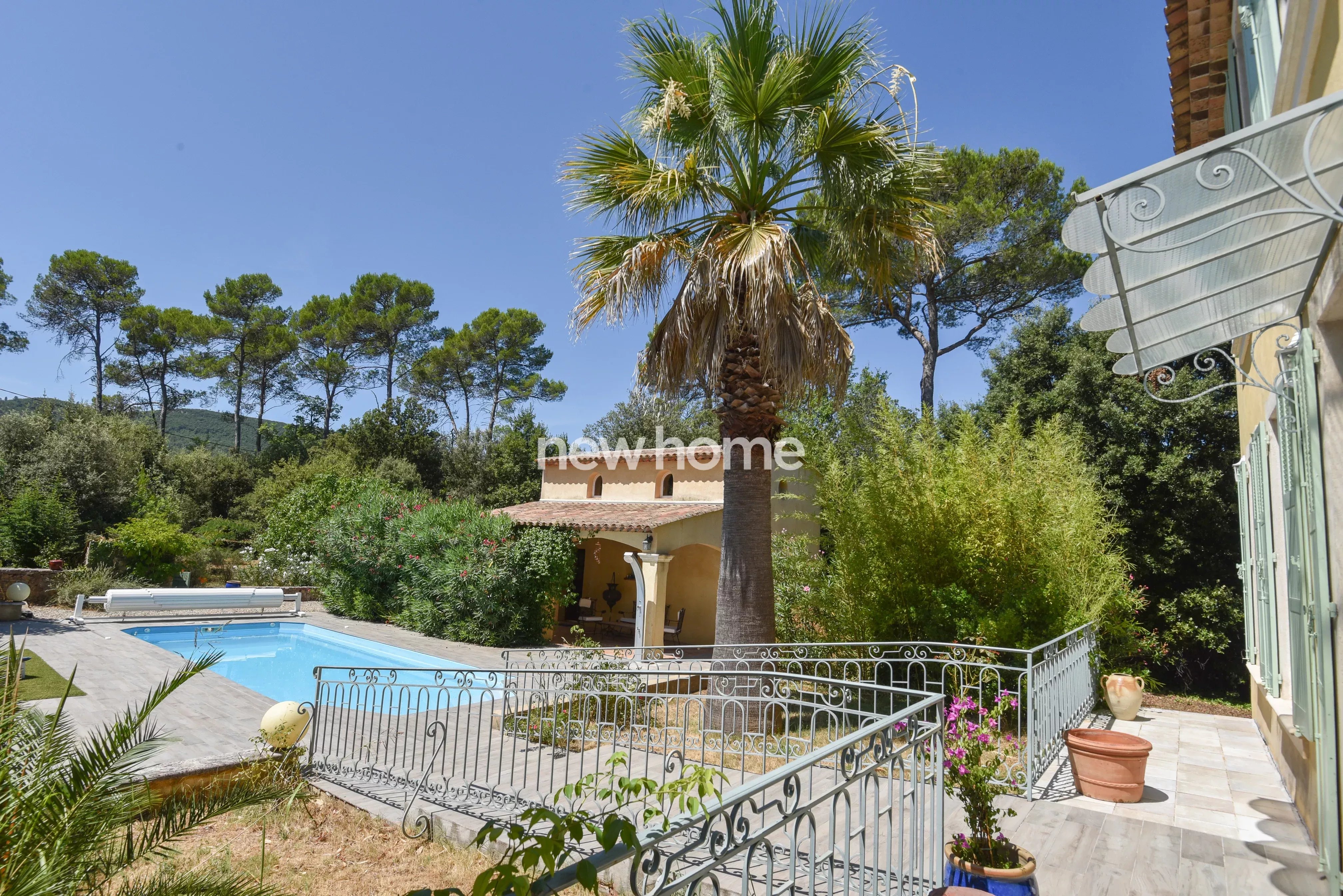 Magnifique bastide de charme avec une belle dependance au calme