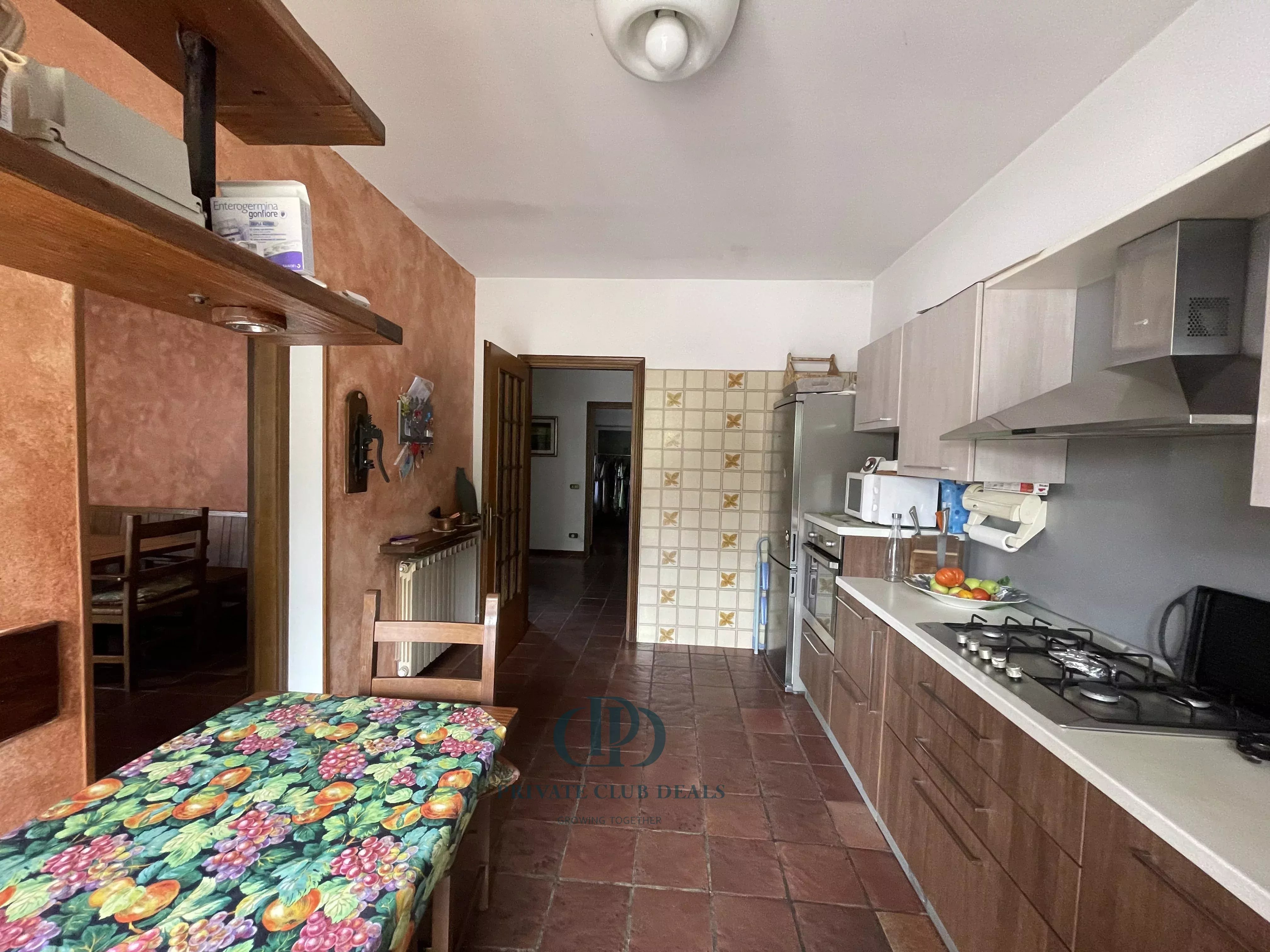 Villa Como - picture 9