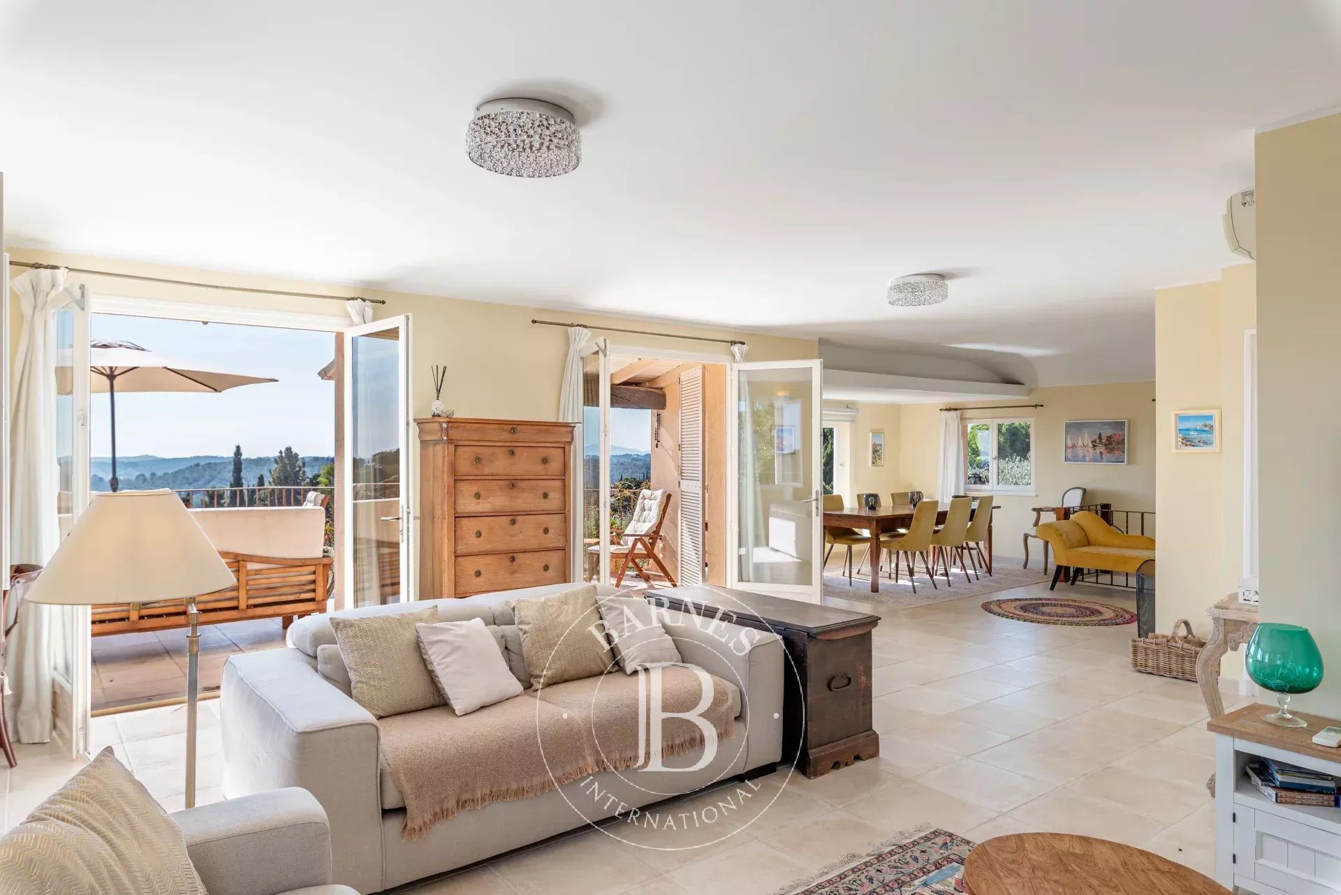 Opio - Panoramic Sea View, totally quiet, 3 bedrooms, pool and guest house