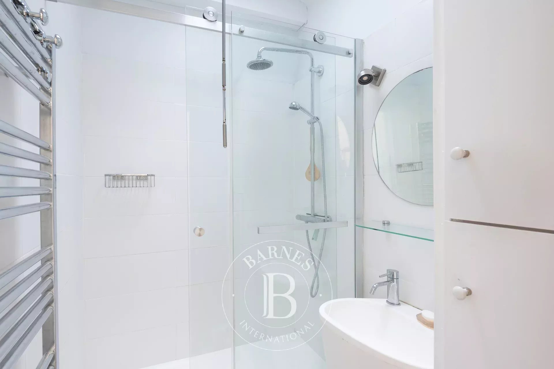 Daire Paris 18ème - picture 18