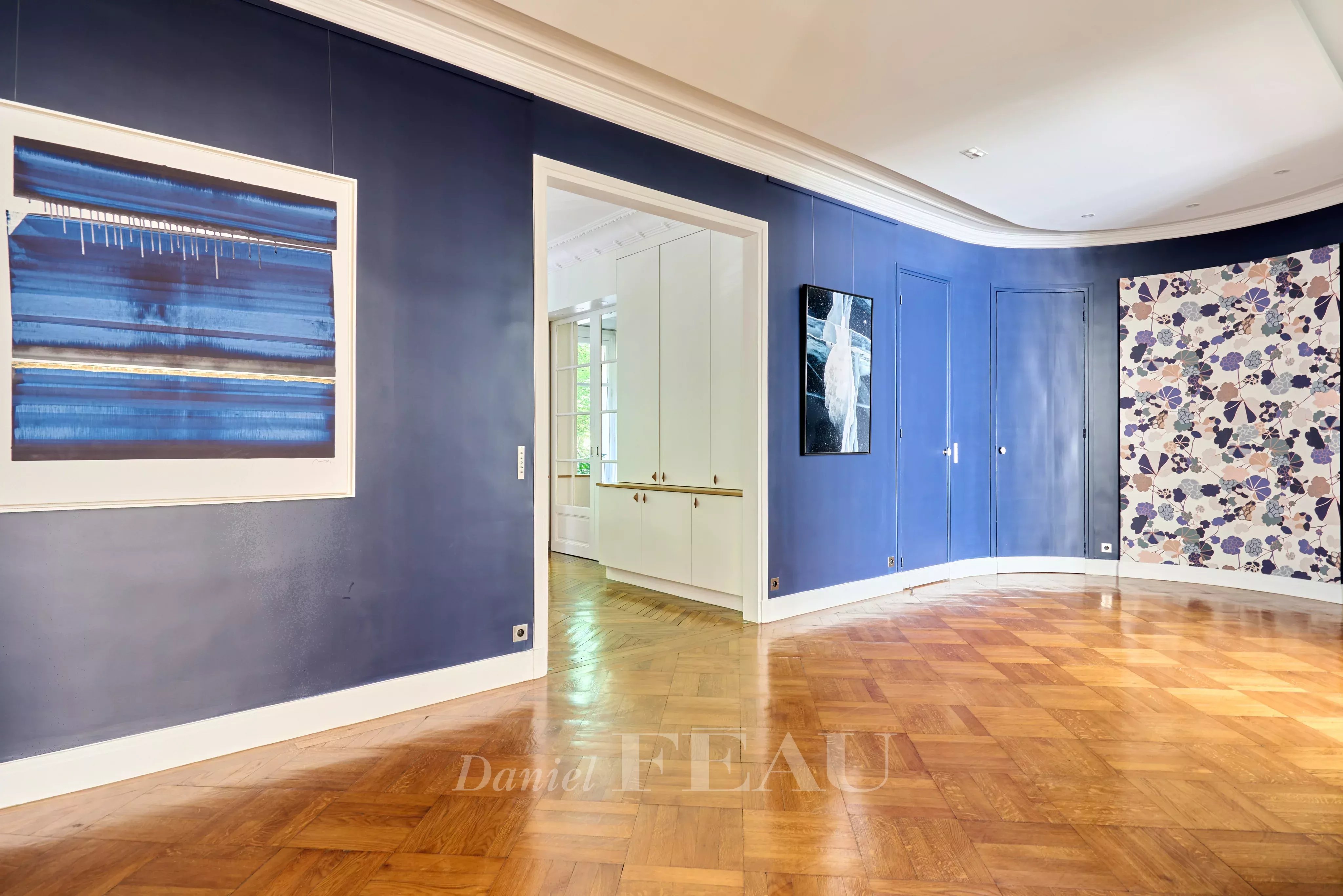 Sale Apartment Paris 16th