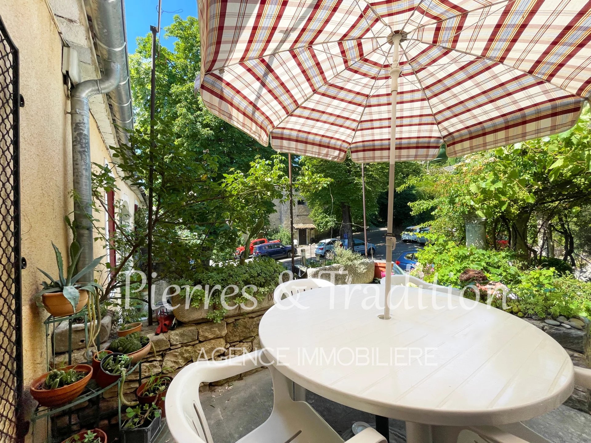 Agence immobilière de Pierres et Tradition en Luberon Apt
