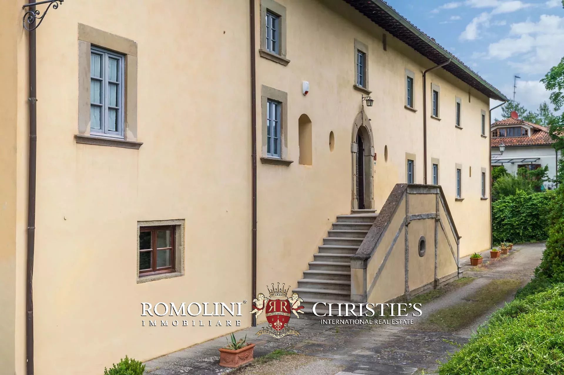 16 Bedroom Villa/Townhouse's Image 13