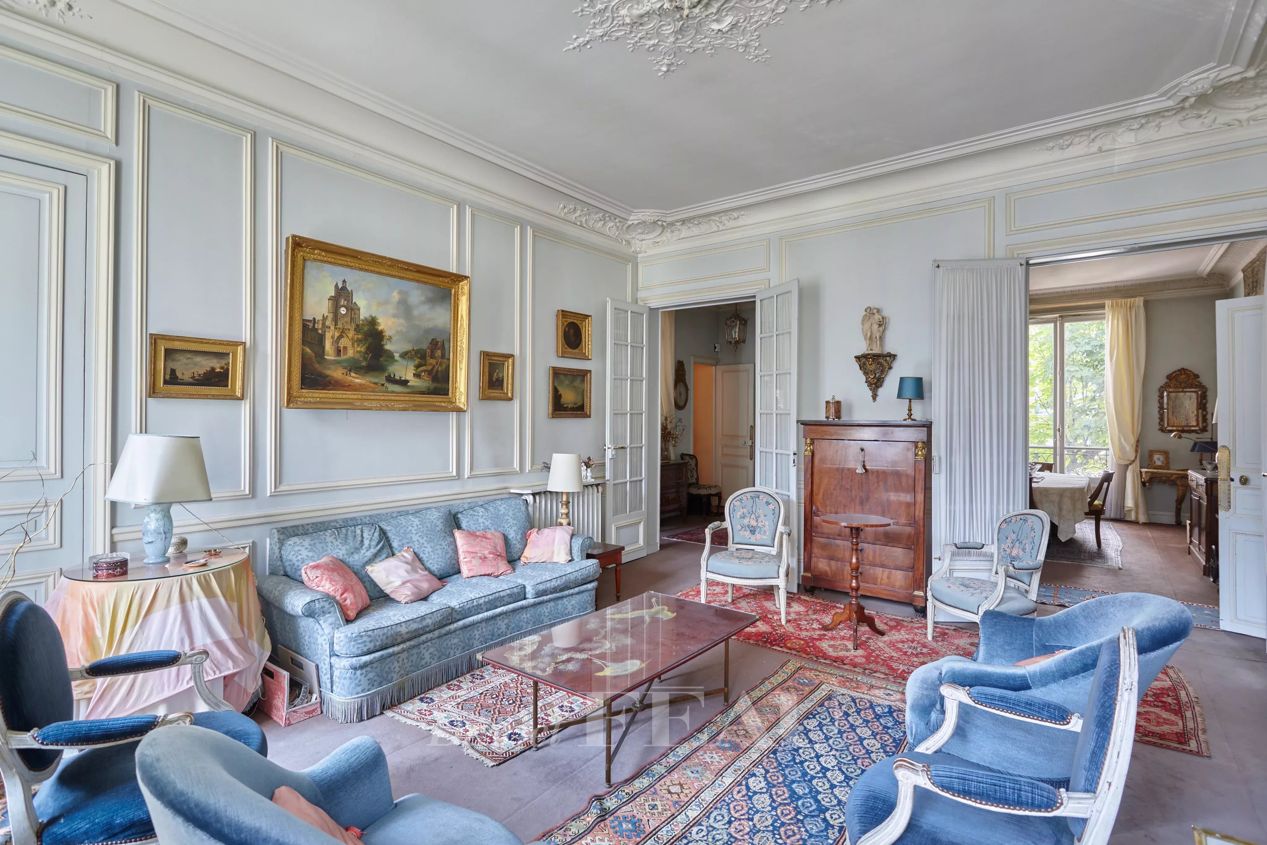 Sale Apartment Paris 17th