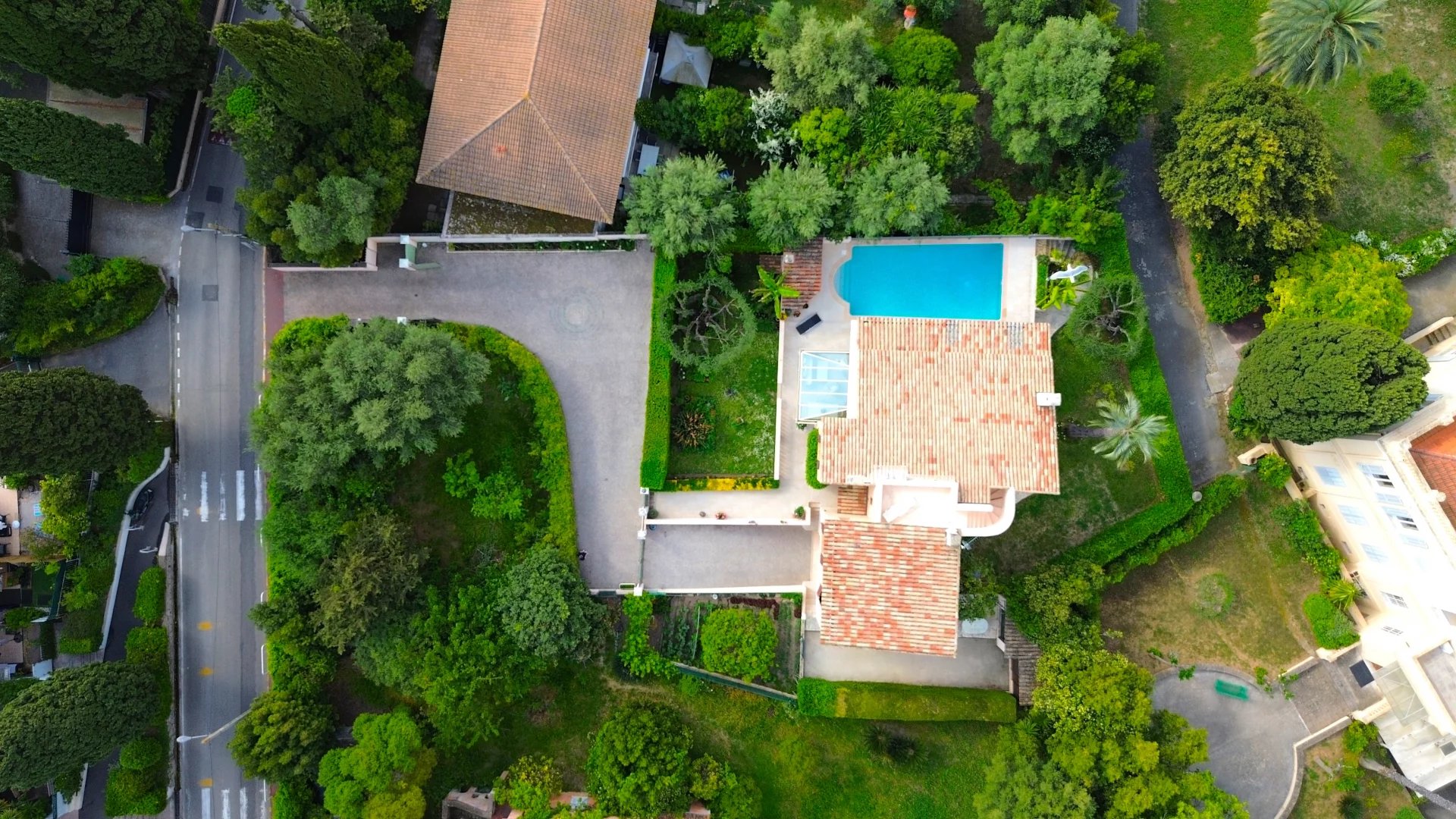 Cannes Oxford, maison 180 m², piscine, jardin et garage