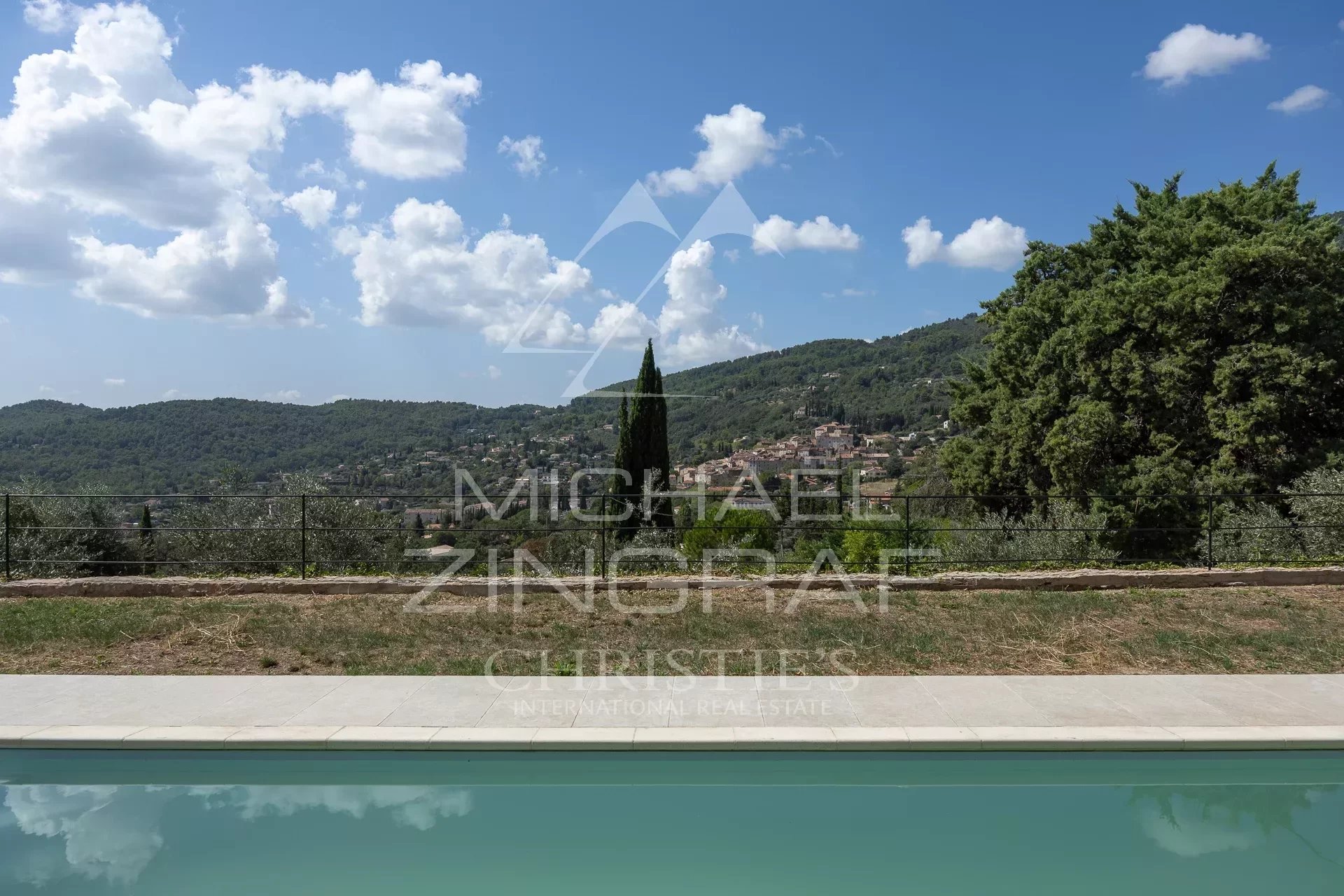 3 Bedroom Villa/Townhouse's Image 7