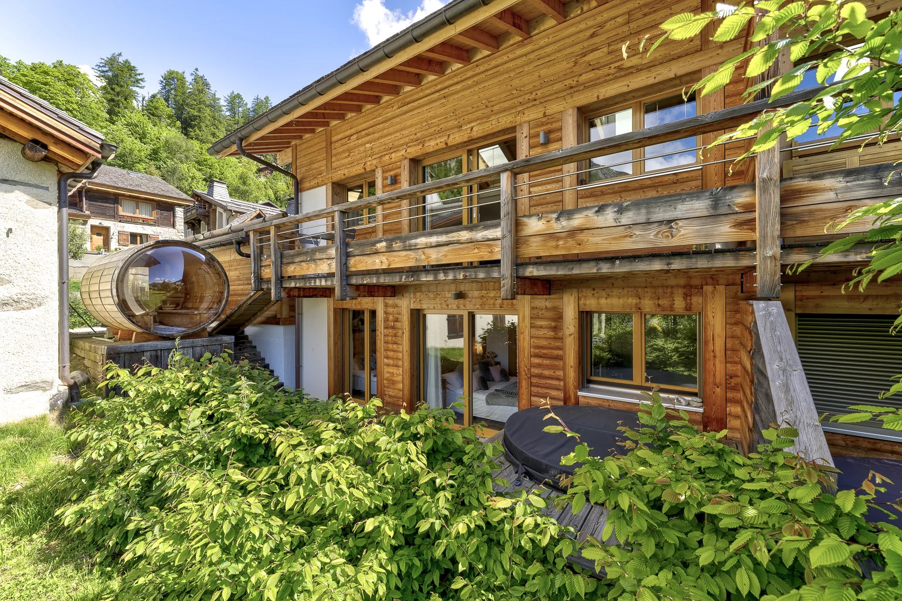 Photo of ARGENTIERE - Recently built, modern 4-bed demi-chalet