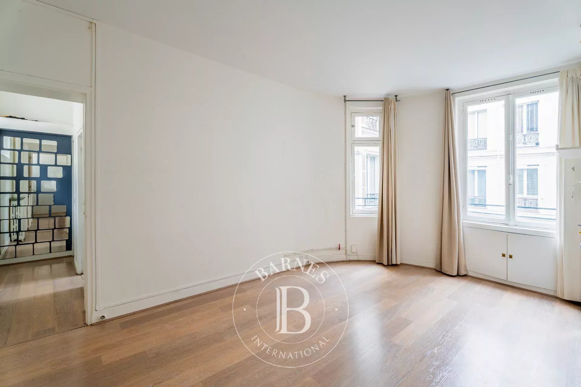 Apartment for sale - Paris 4 - Île de la Cité - View of the Seine - Family design - Bright - picture 10