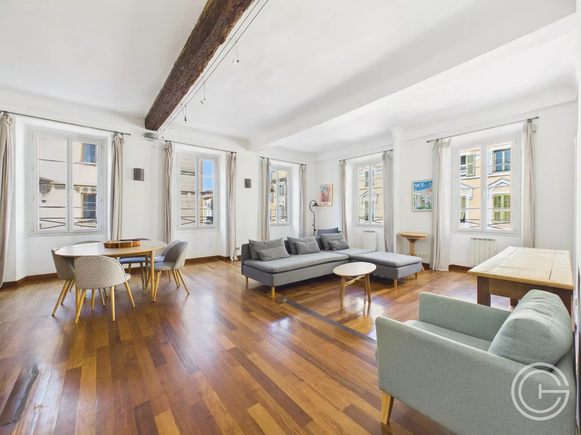 Location Appartement Nice Le Port