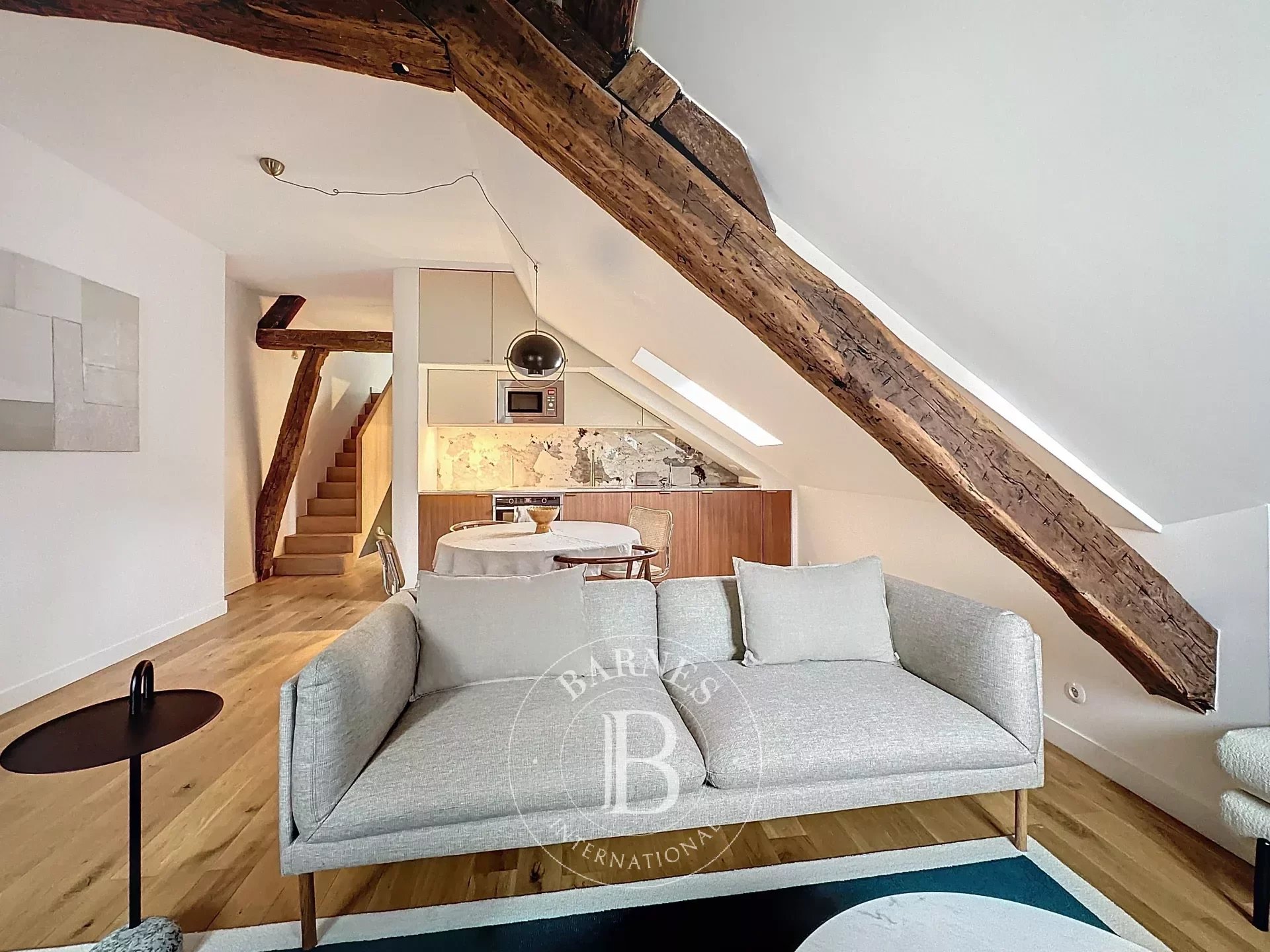 Daire Paris 4ème - picture 4