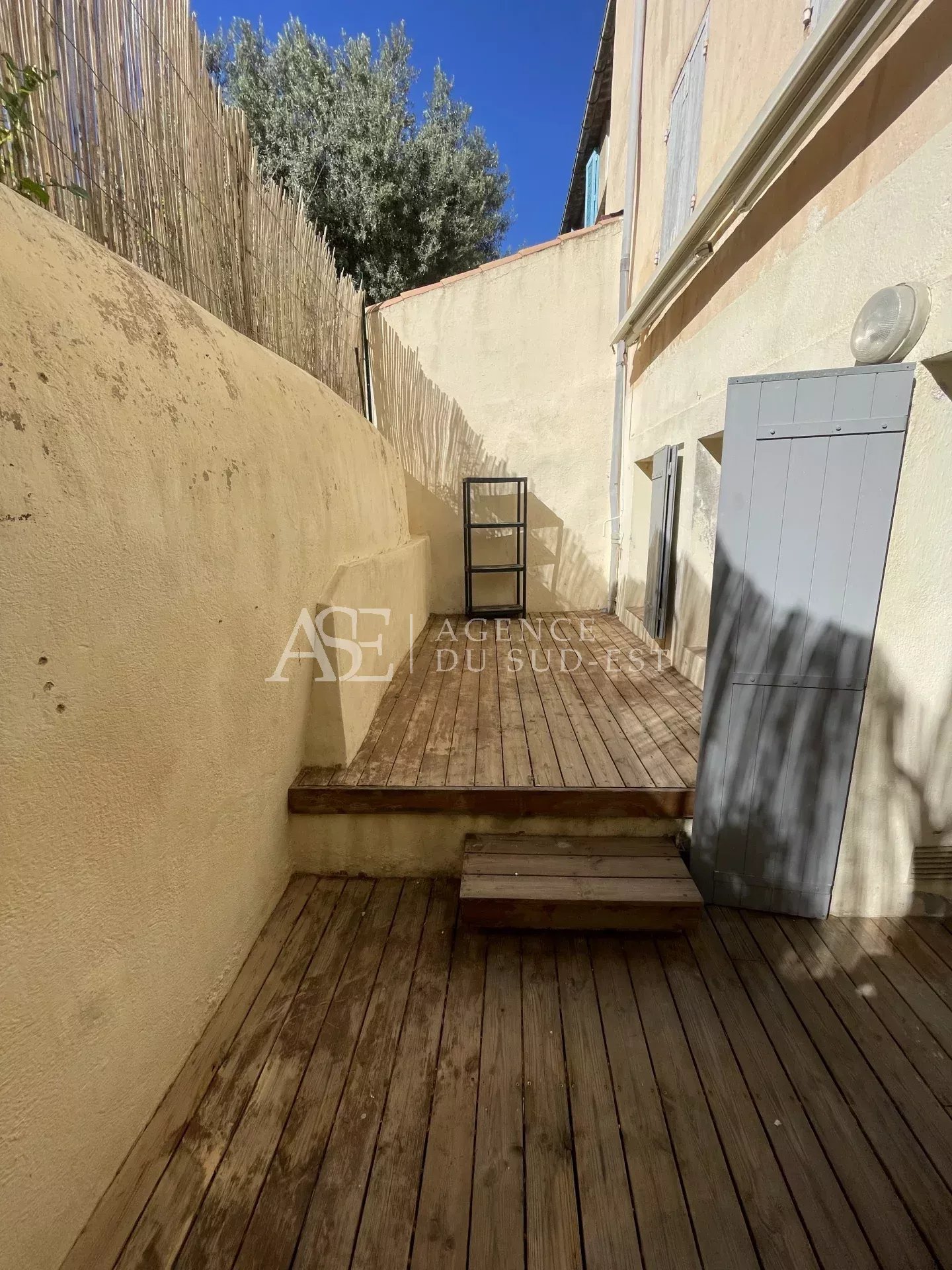 Agence immobilière de 