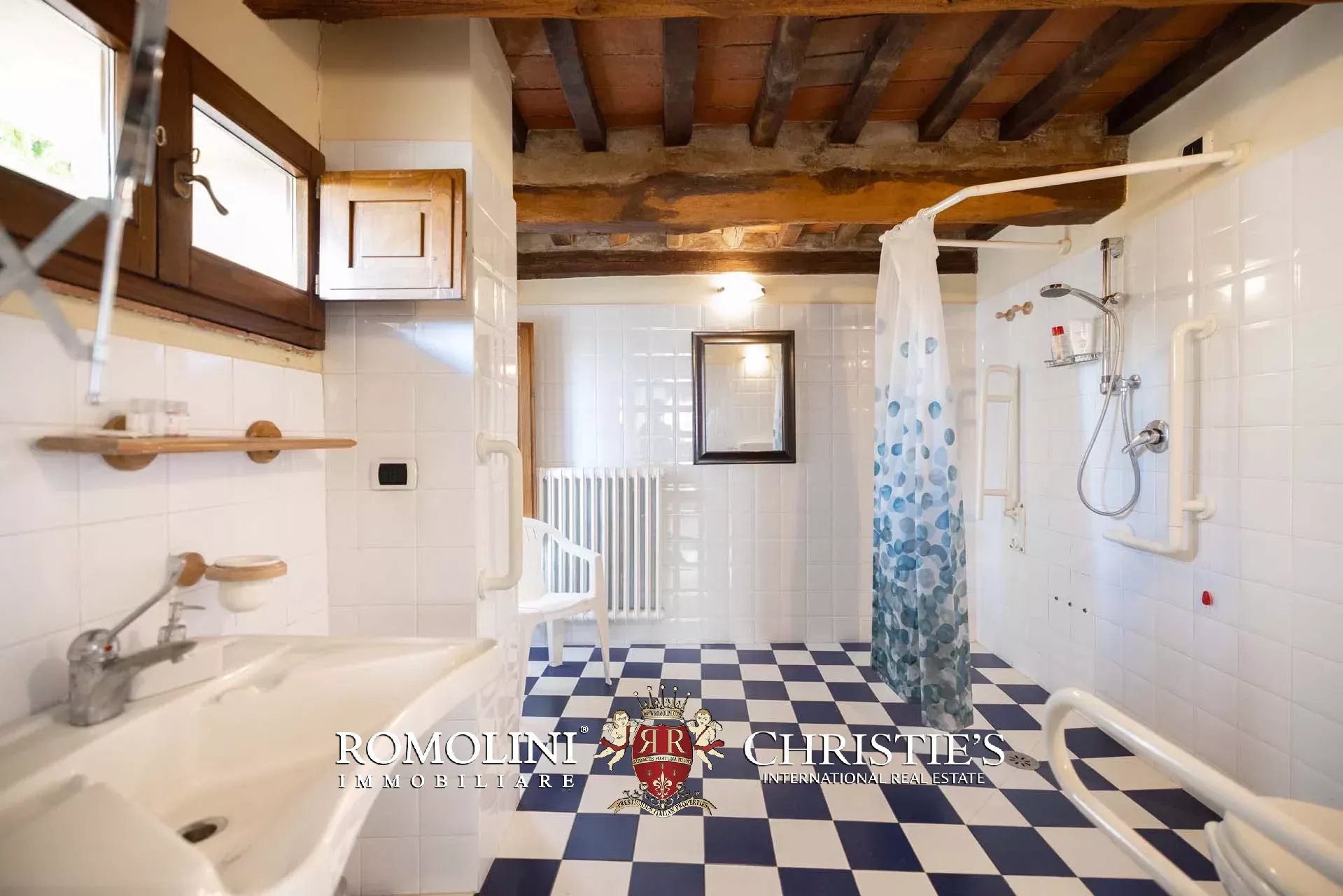 15 Bedroom Villa/Townhouse's Image 32