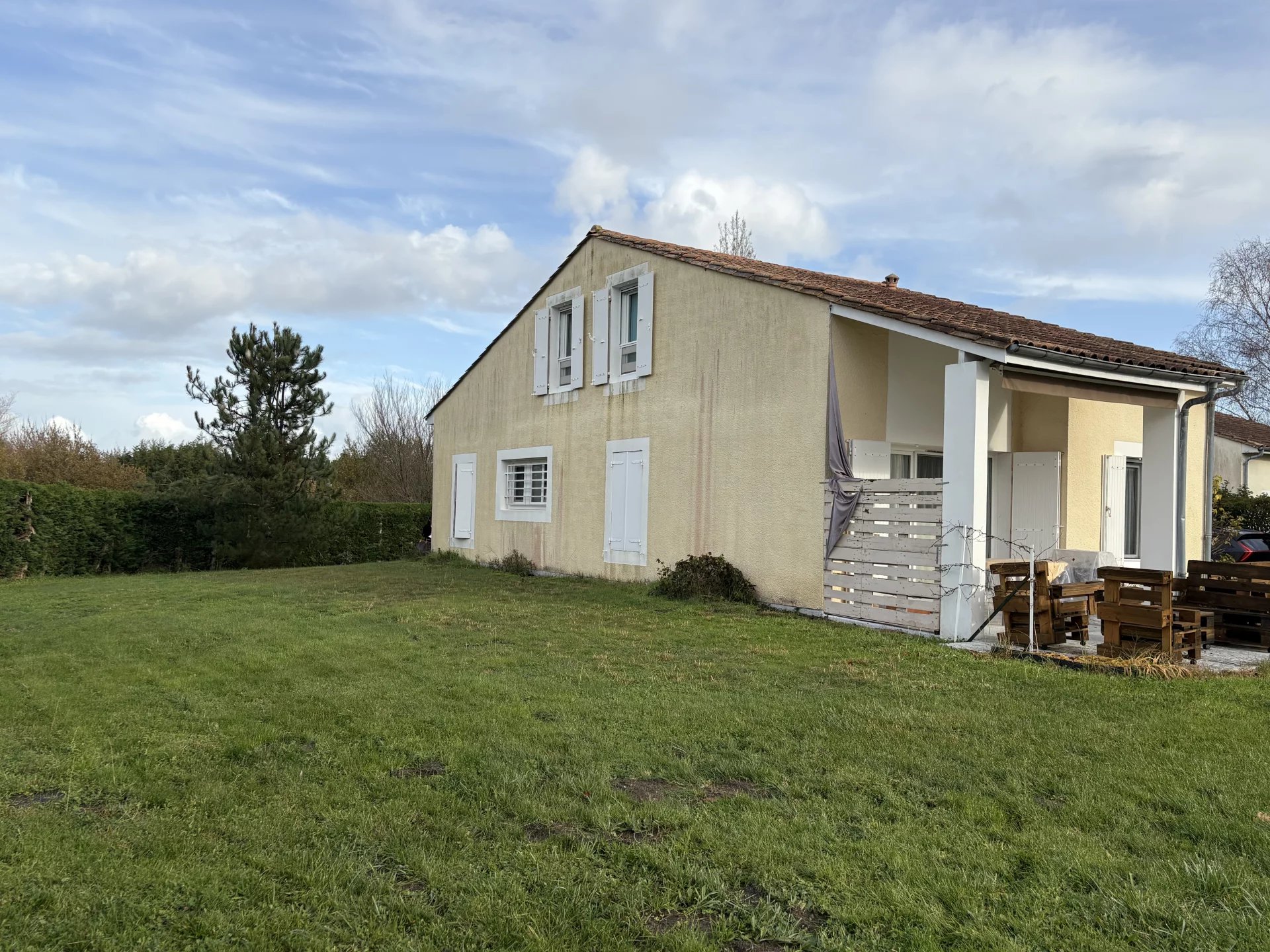 Agence immobilière de ROSER BEATRICE