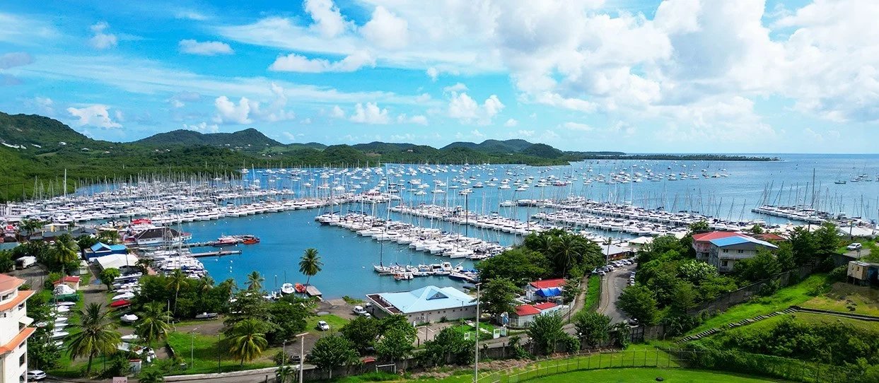 LE MARIN Bel appartement T3 au dernier étage avec vue mer