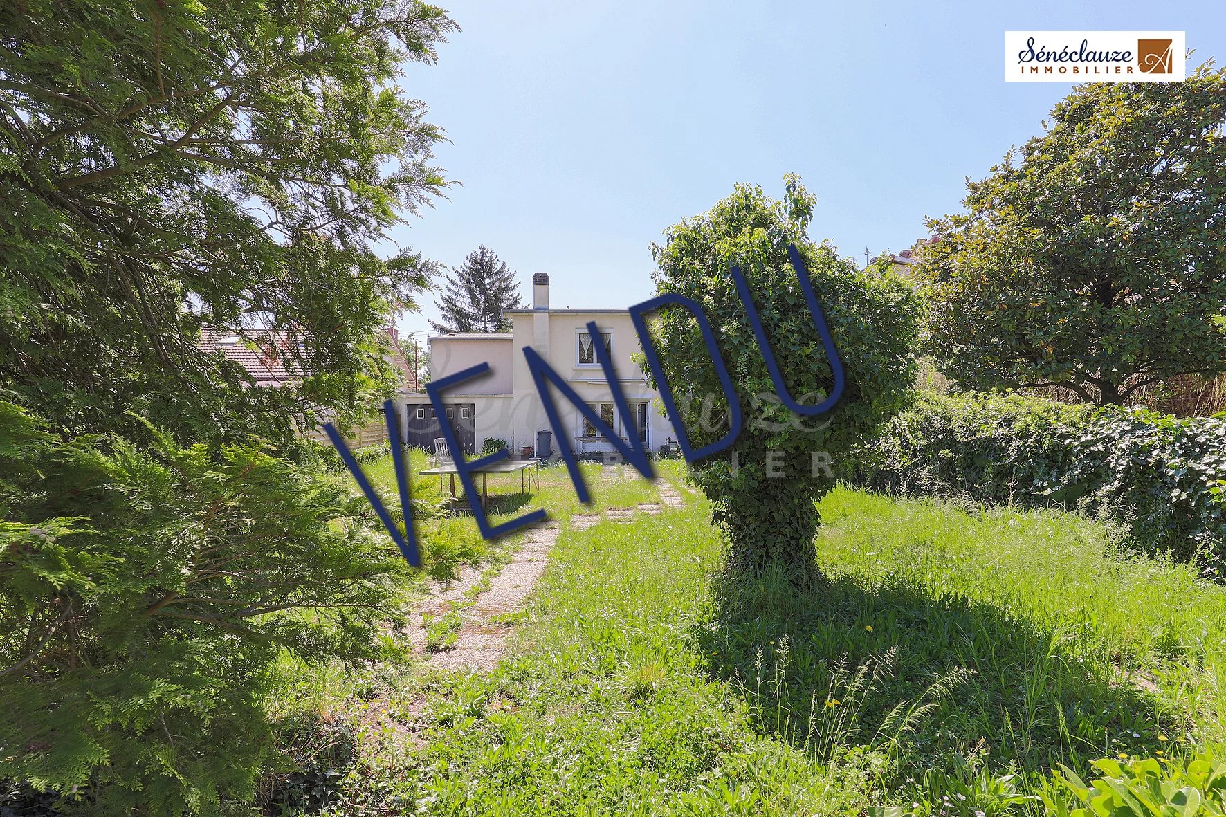 Villa 4 chambres - terrain plat 570m²-proche métro