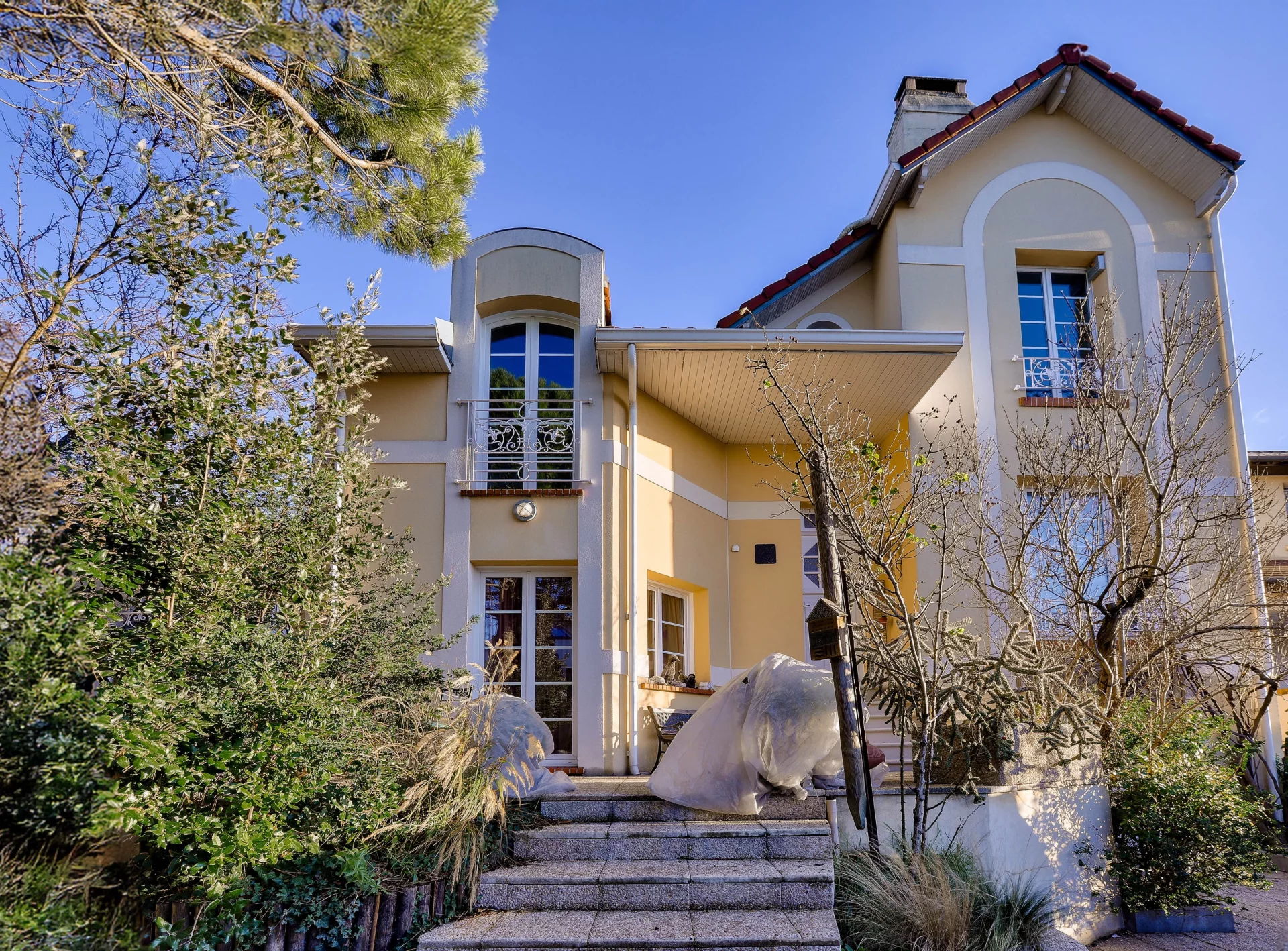 Rueil-Malmaison - EXCLUSIVITE