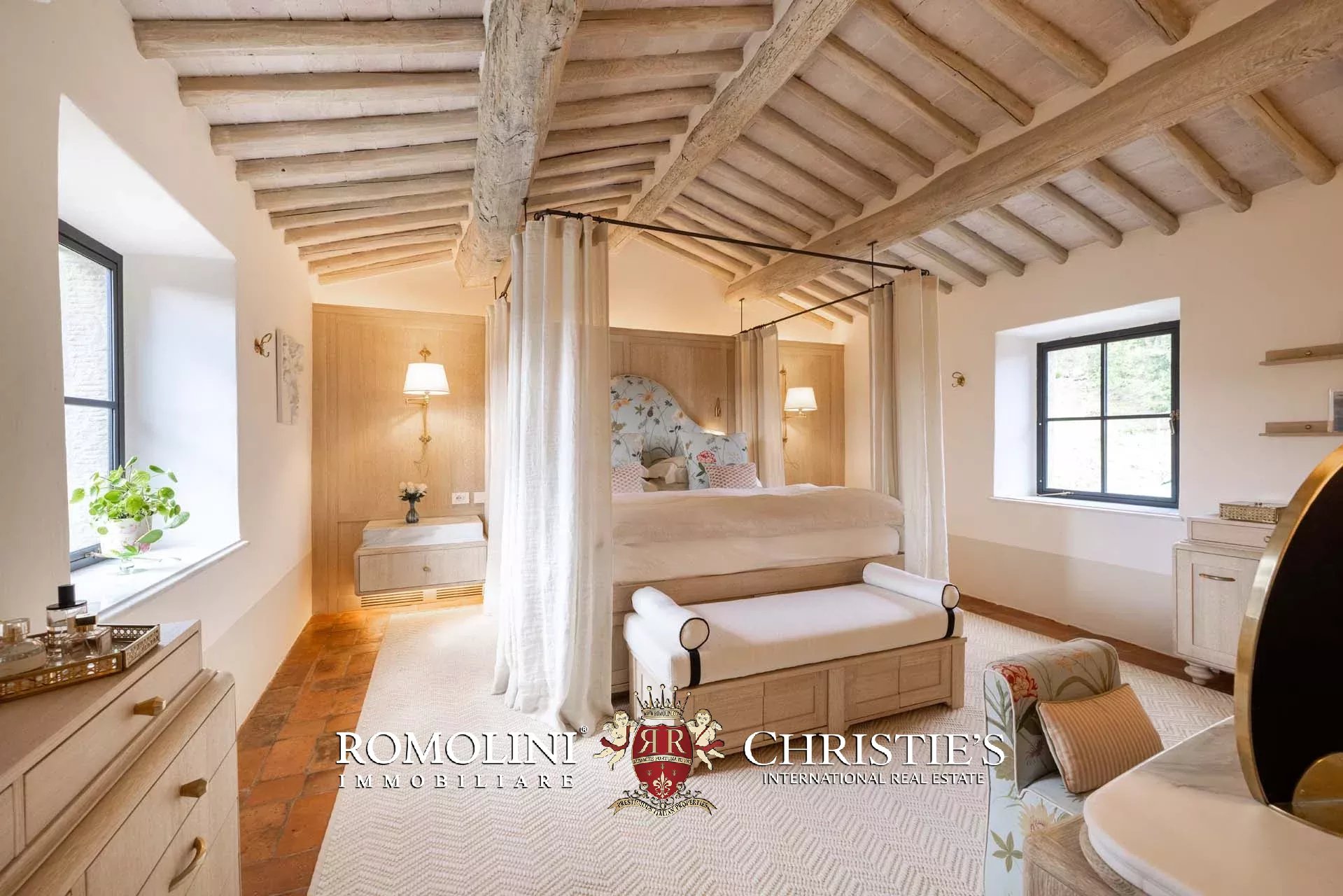 4 Bedroom Villa/Townhouse's Image 29