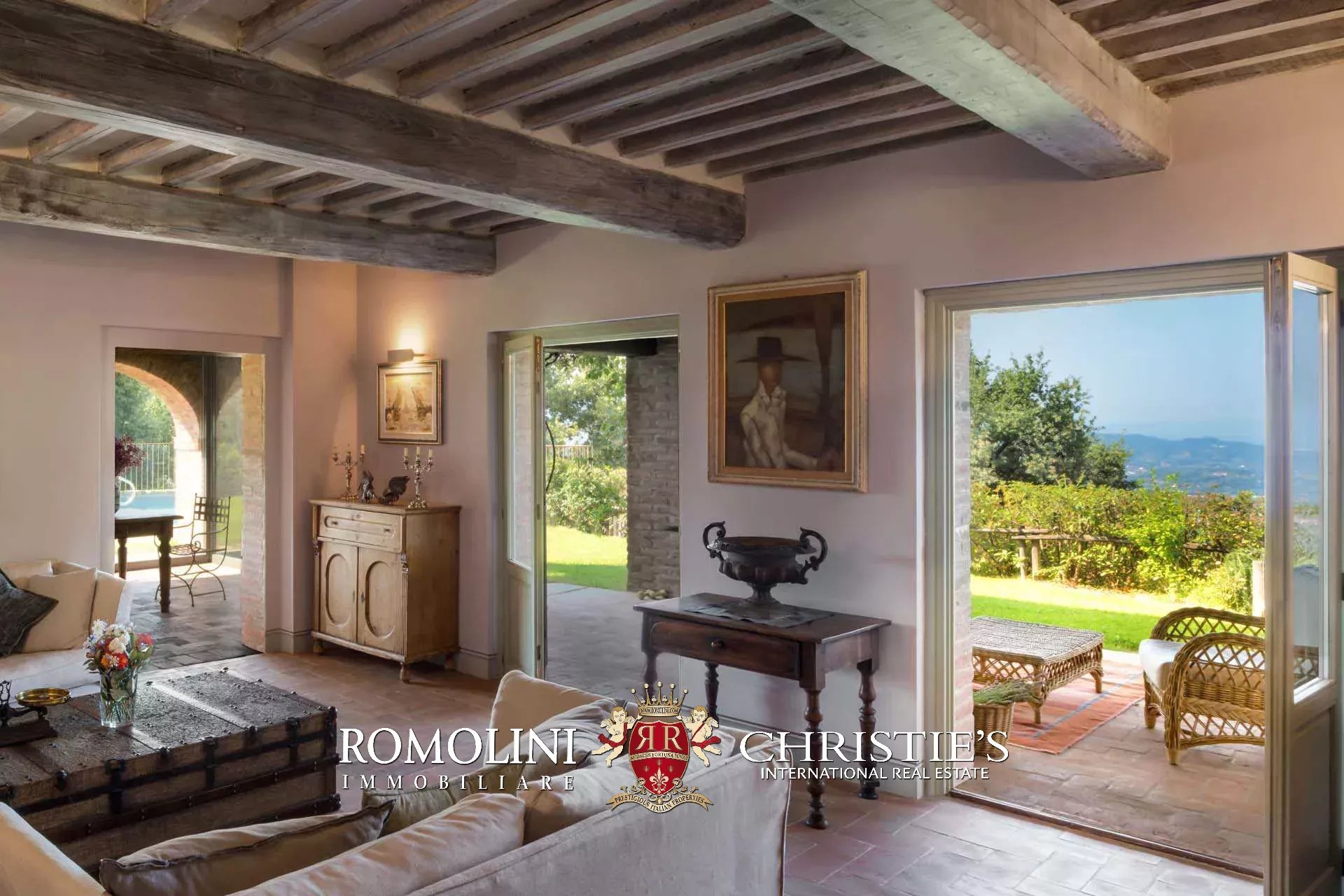 16 Bedroom Vineyard's Image 59