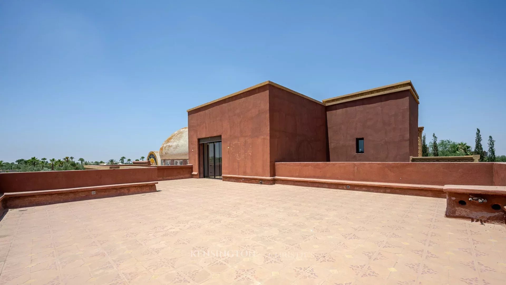 10 Bedroom Villa/Townhouse's Image 16