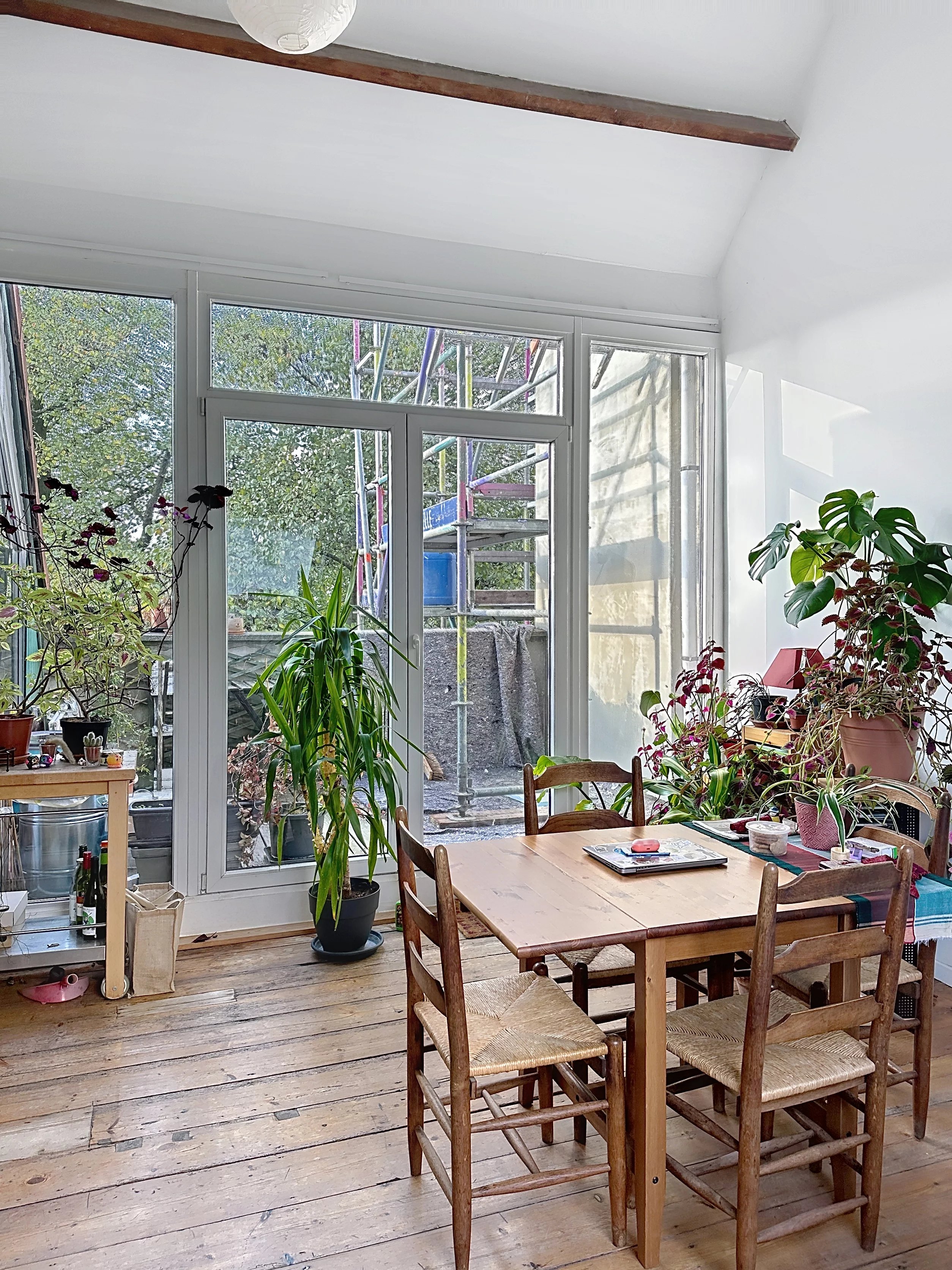 Charming small investment property.