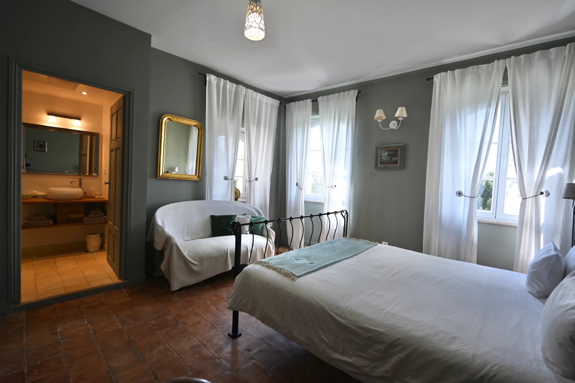 9 Bedroom Chateau's Image 19