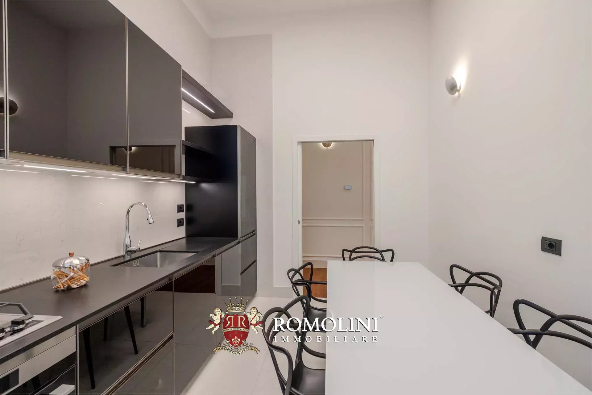 2 Bedroom Apartment/Flat's Image 34