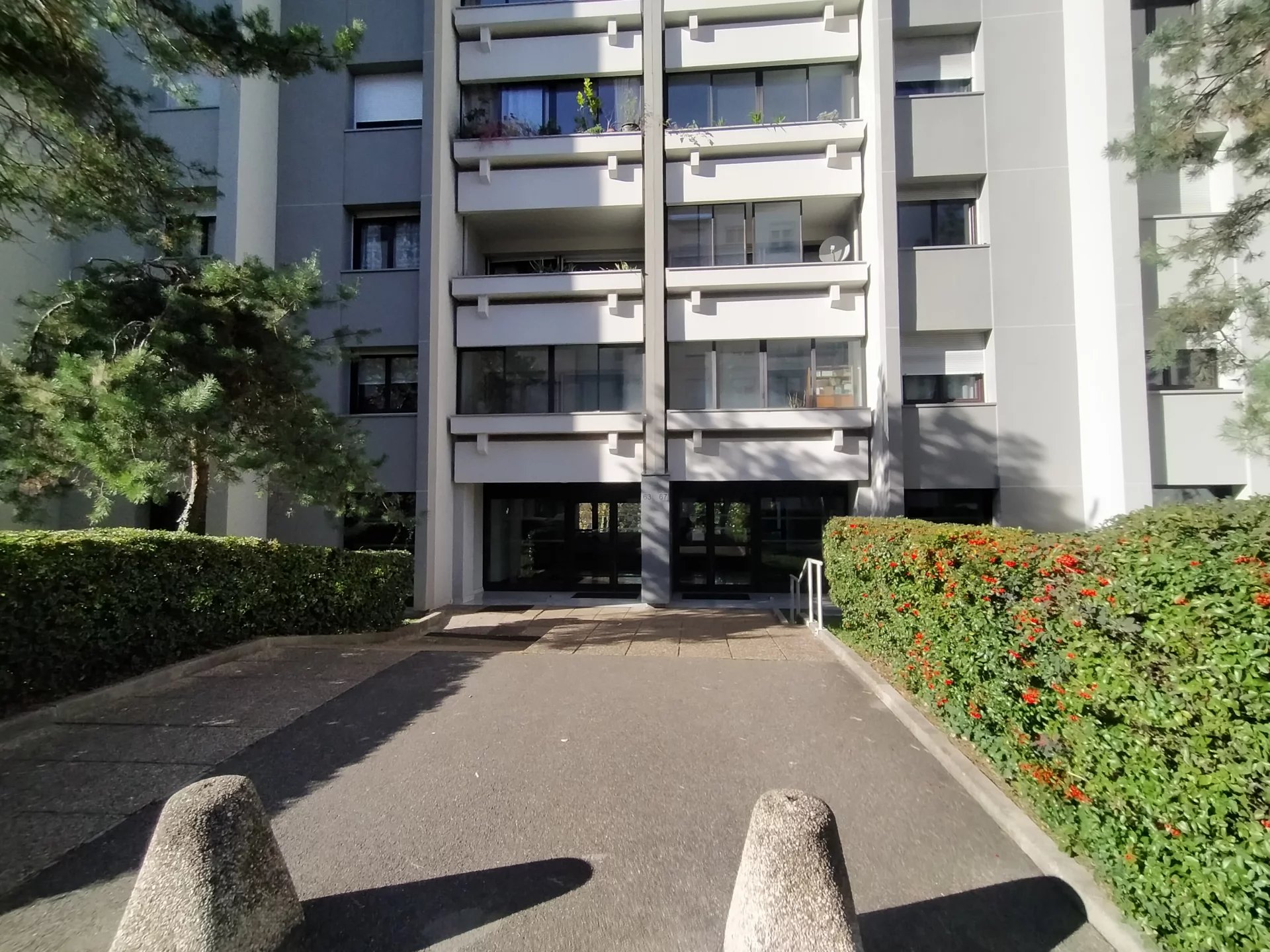 2745594 Location Villeurbanne