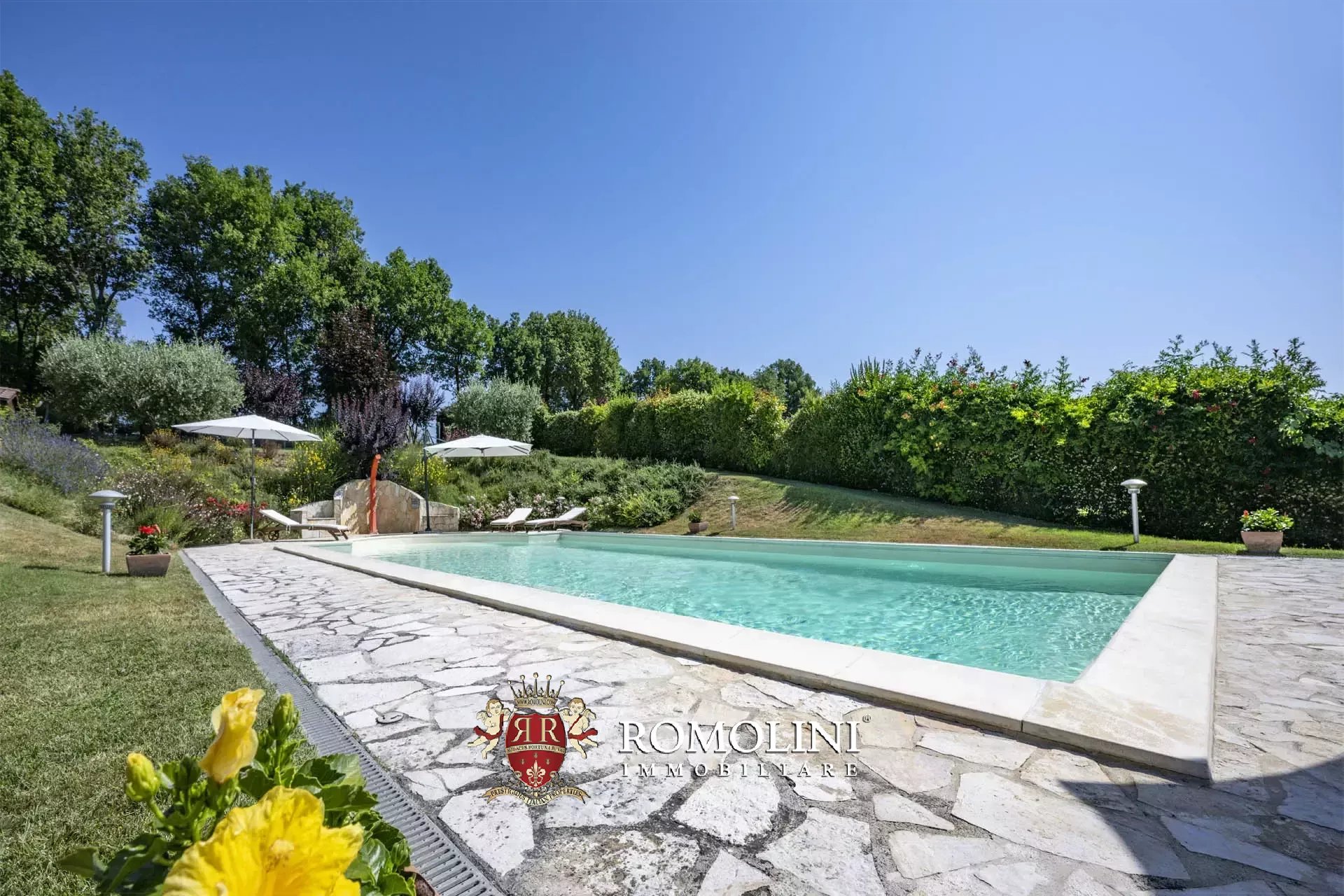 3 Bedroom Villa/Townhouse's Image 14